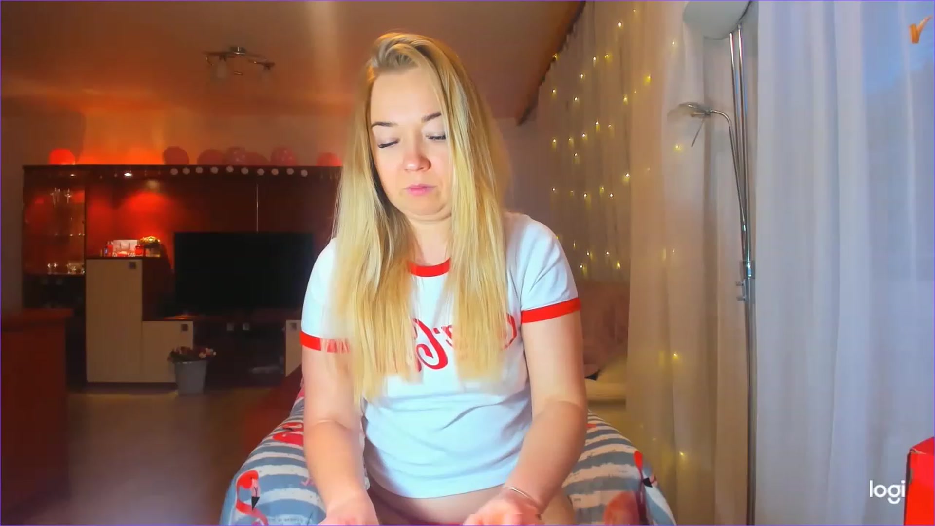 Gallery image thumbnail from FlamingoDream's myfreecams stream on, 03/14/2023, 05:39 image 18 of 20