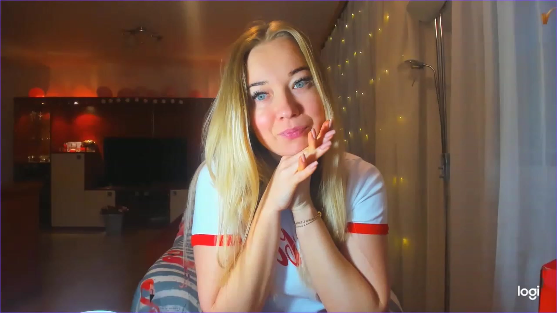 Gallery image thumbnail from FlamingoDream's myfreecams stream on, 03/14/2023, 05:39 image 7 of 20