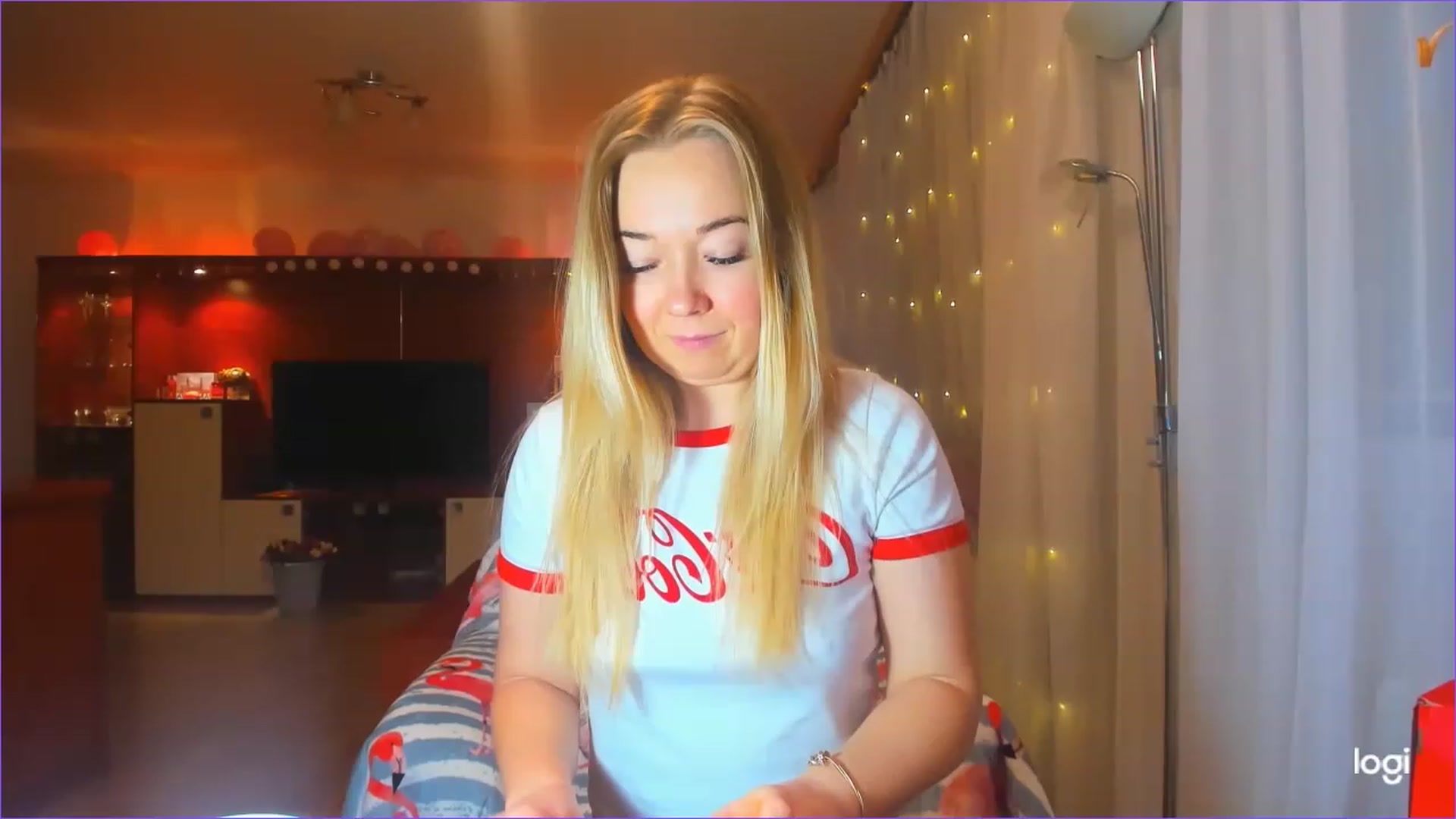 Gallery image thumbnail from FlamingoDream's myfreecams stream on, 03/14/2023, 05:39 image 6 of 20