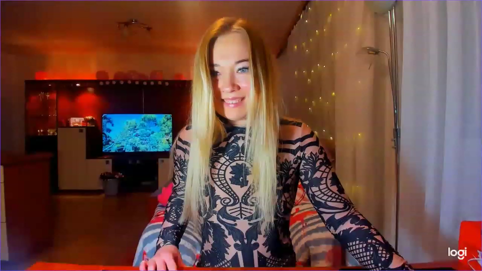 Gallery image thumbnail from FlamingoDream's myfreecams stream on, 03/14/2023, 21:31 image 6 of 20
