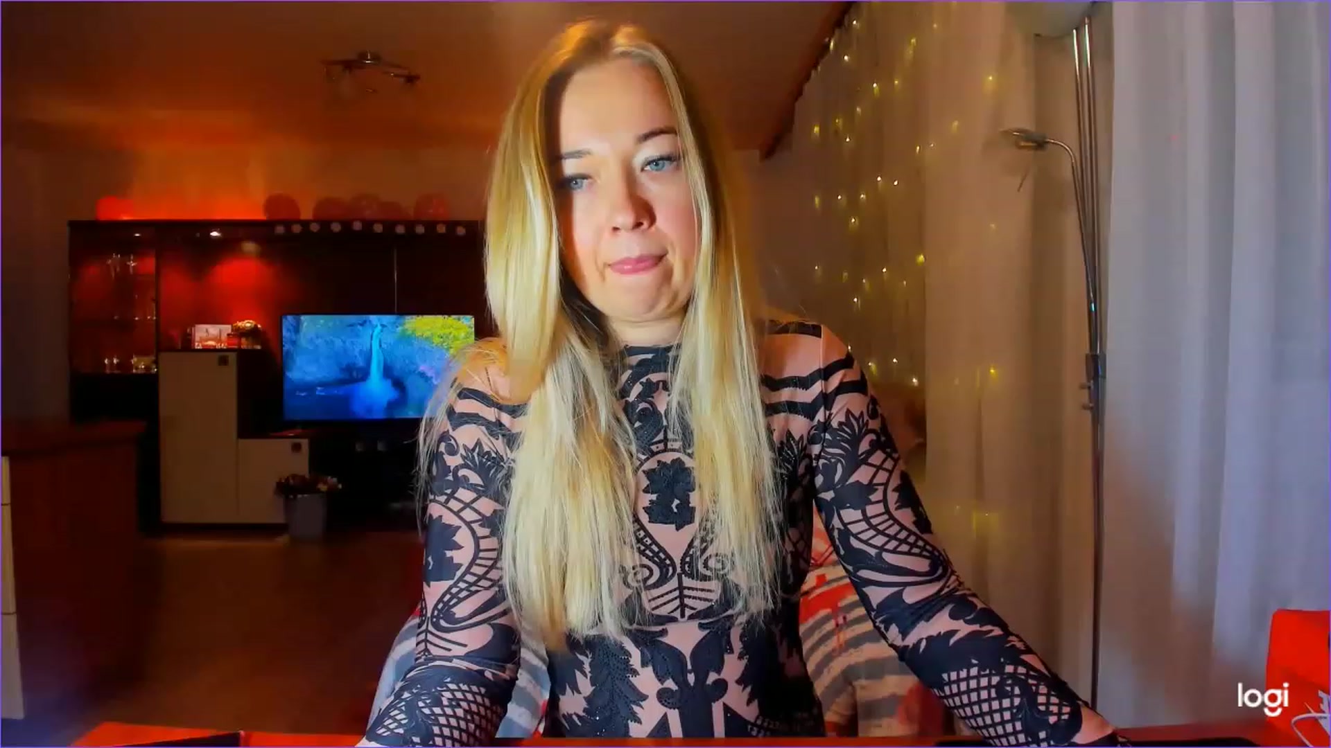 Gallery image thumbnail from FlamingoDream's myfreecams stream on, 03/14/2023, 21:31 image 4 of 20