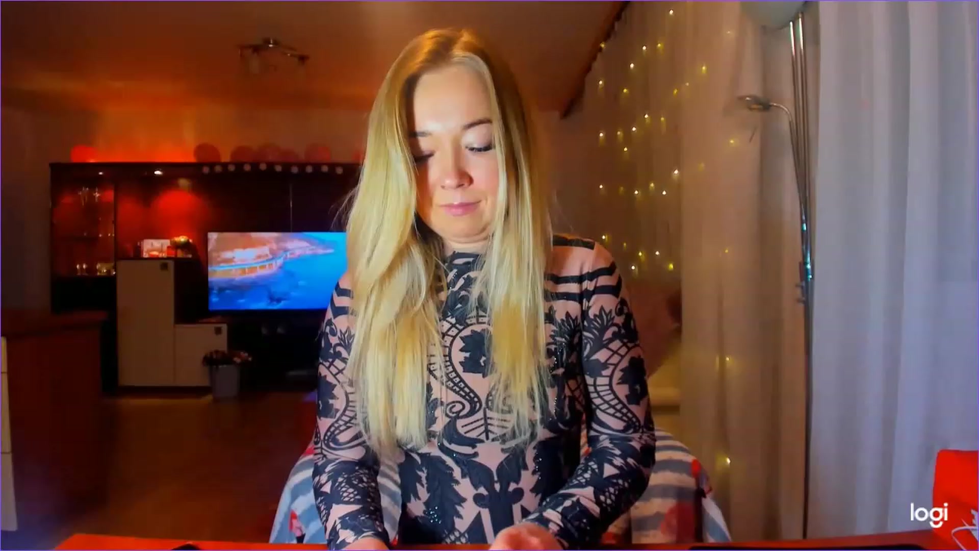 Gallery image thumbnail from FlamingoDream's myfreecams stream on, 03/14/2023, 21:31 image 1 of 20
