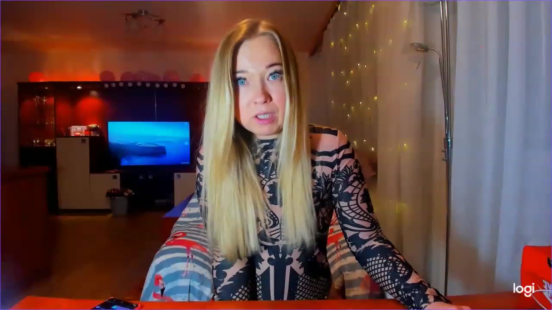 Gallery image thumbnail from FlamingoDream's myfreecams stream on, 03/14/2023, 23:21 image 6 of 20