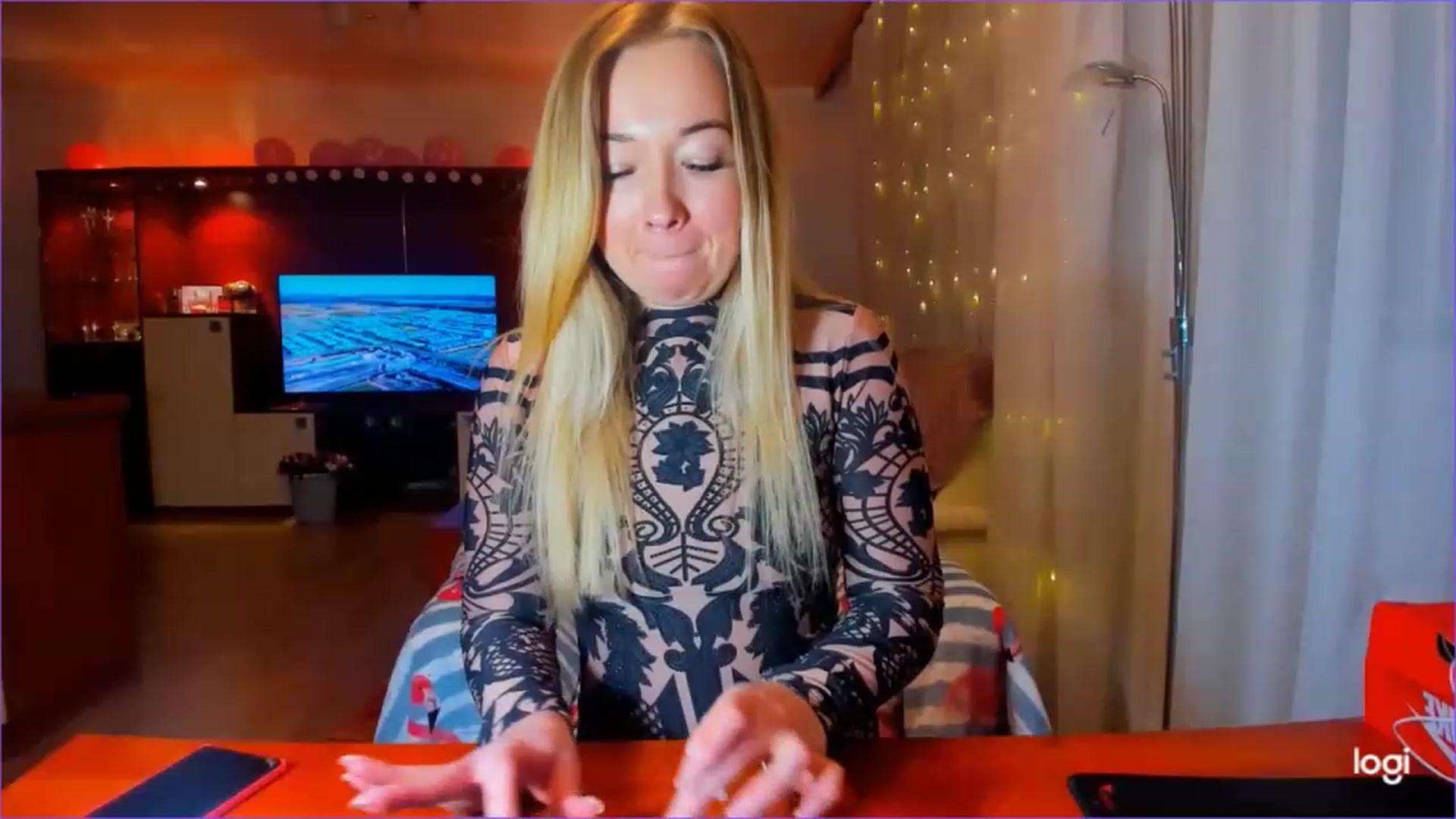 Gallery image thumbnail from FlamingoDream's myfreecams stream on, 03/14/2023, 23:21 image 13 of 20