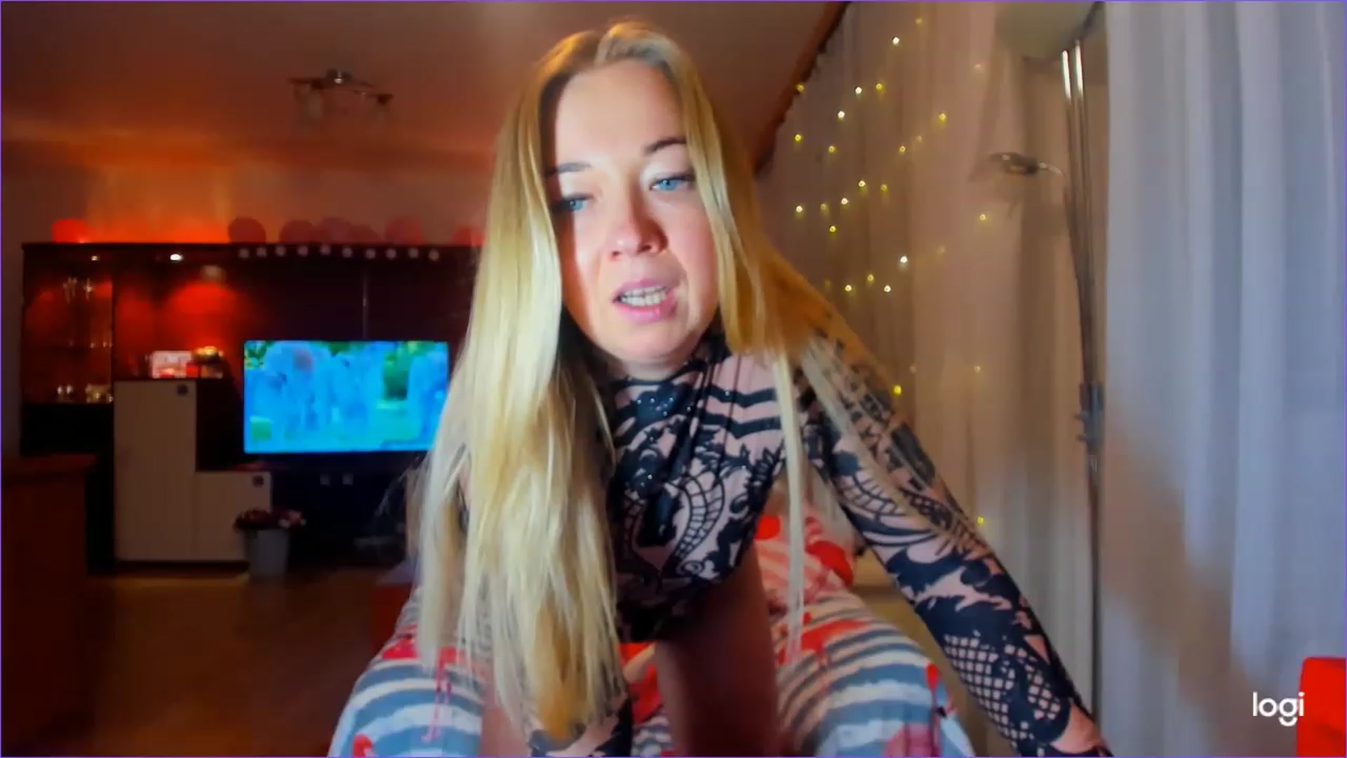 Gallery image thumbnail from FlamingoDream's myfreecams stream on, 03/14/2023, 23:21 image 18 of 20