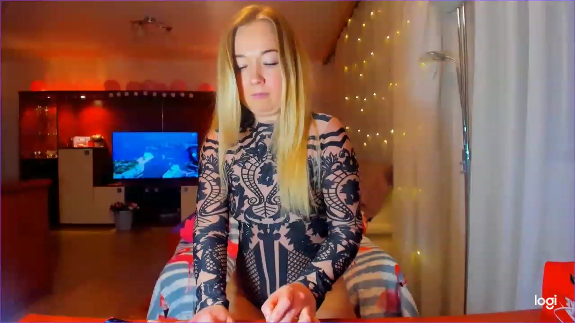 Gallery image thumbnail from FlamingoDream's myfreecams stream on, 03/14/2023, 23:21 image 2 of 20