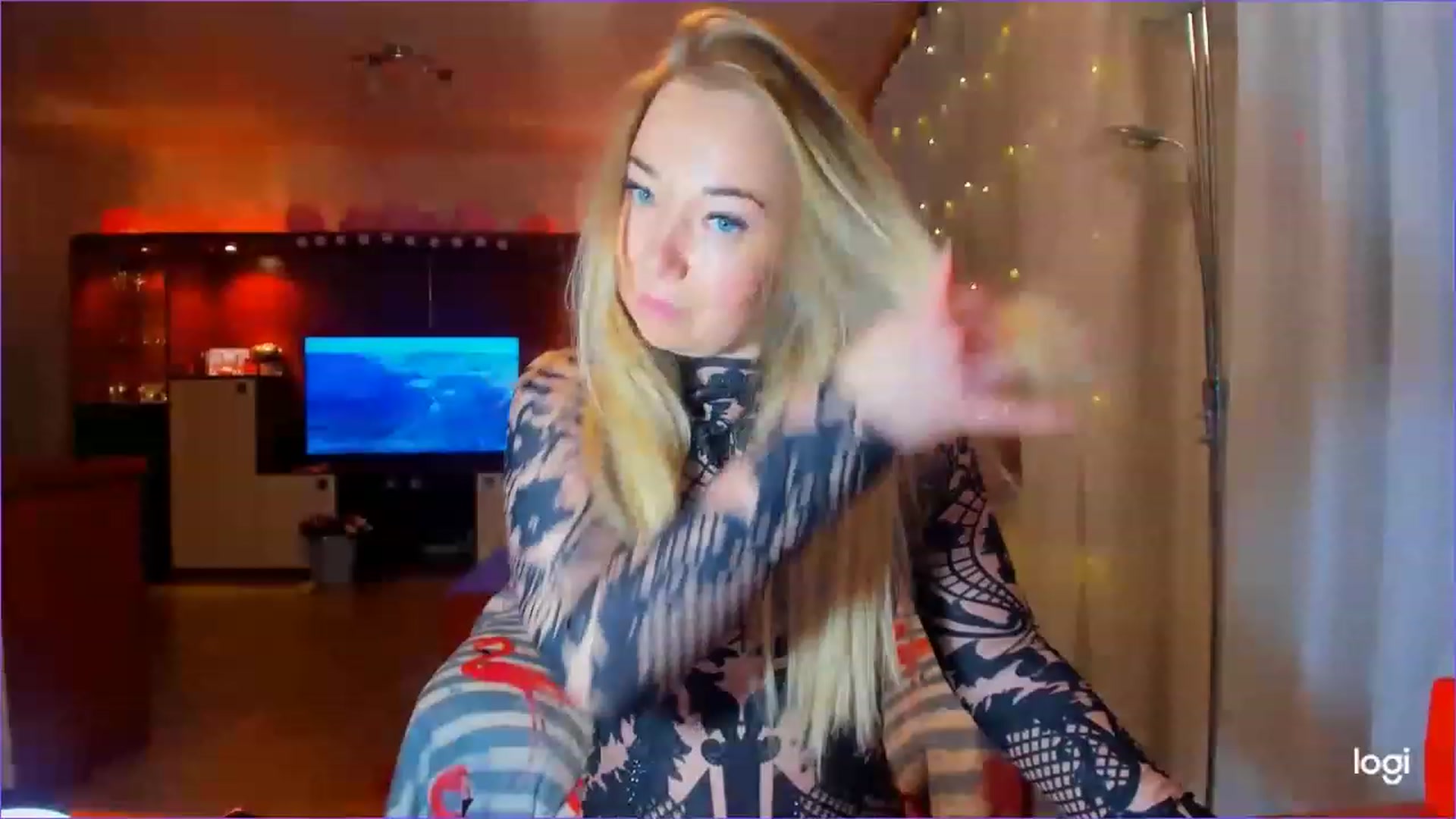 Gallery image thumbnail from FlamingoDream's myfreecams stream on, 03/15/2023, 24:29 image 1 of 20