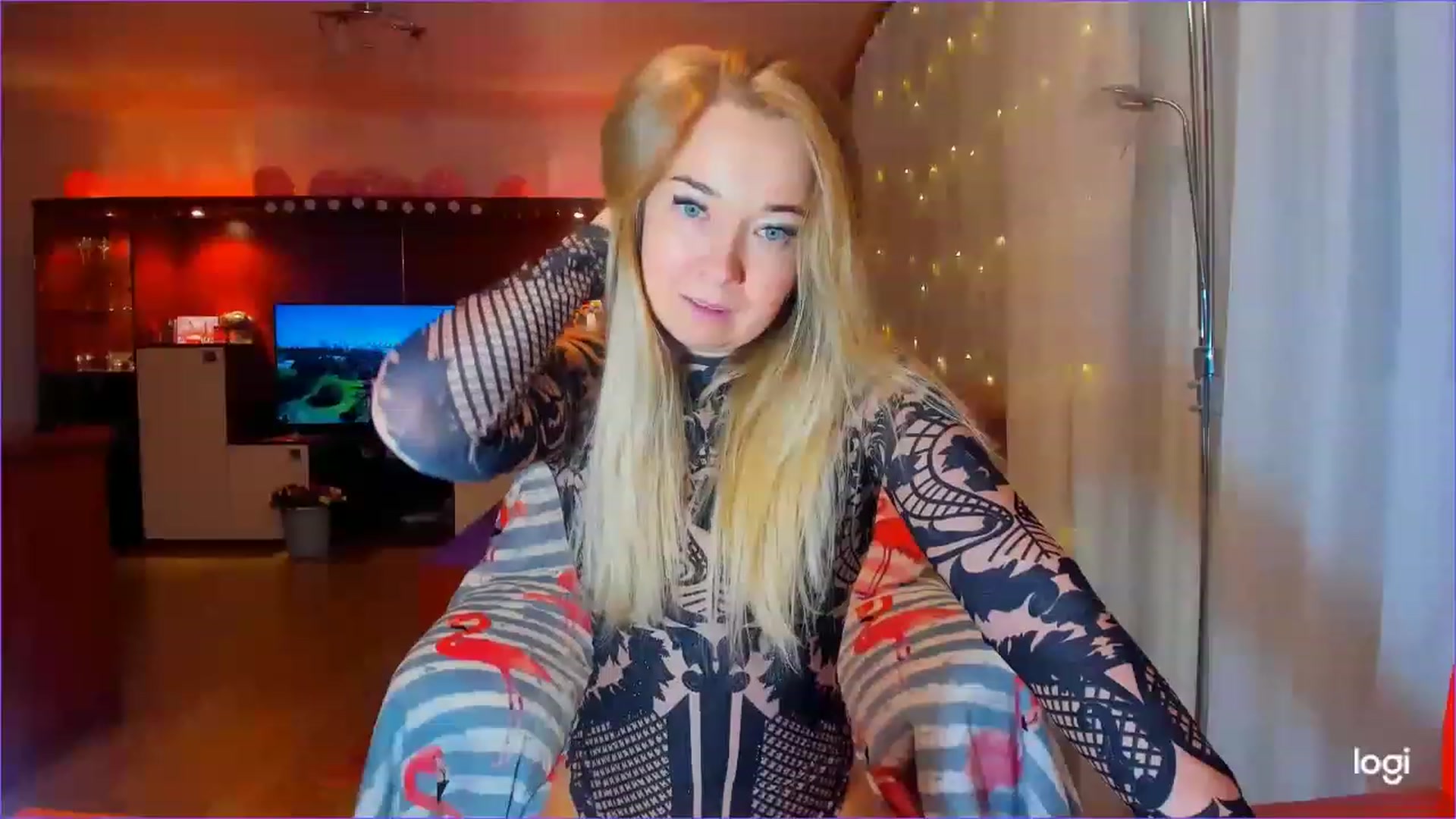 Gallery image thumbnail from FlamingoDream's myfreecams stream on, 03/15/2023, 24:29 image 17 of 20