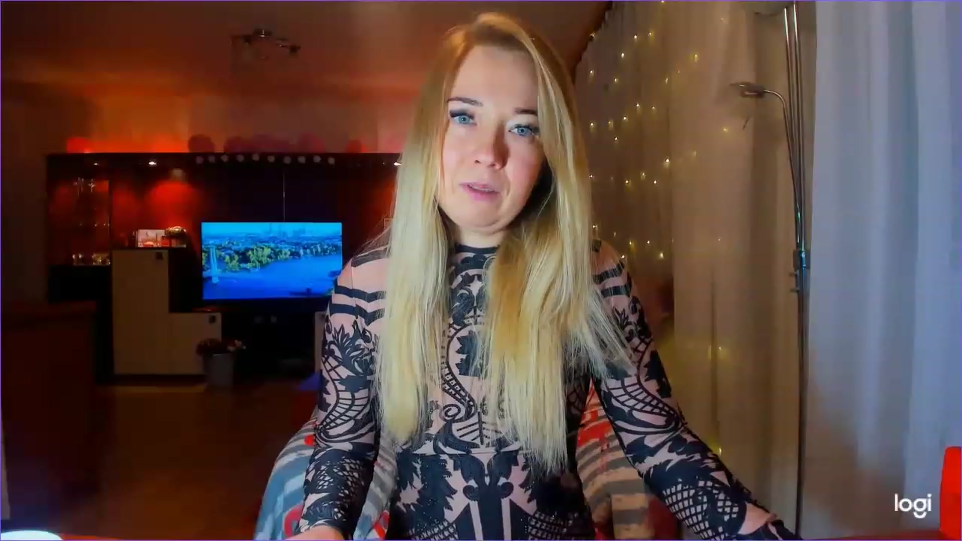 Gallery image thumbnail from FlamingoDream's myfreecams stream on, 03/15/2023, 24:29 image 7 of 20
