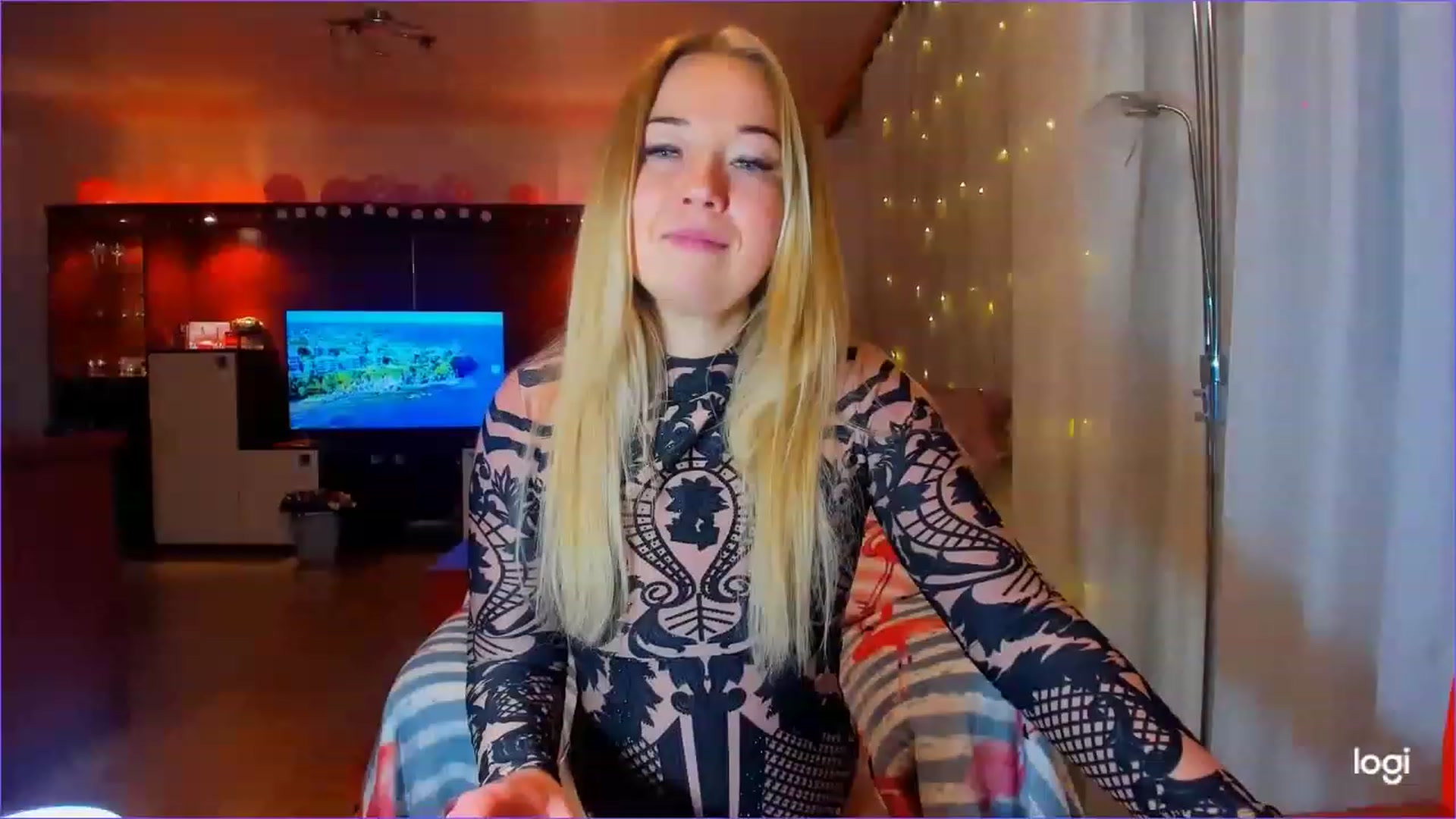 Gallery image thumbnail from FlamingoDream's myfreecams stream on, 03/15/2023, 04:20 image 1 of 20