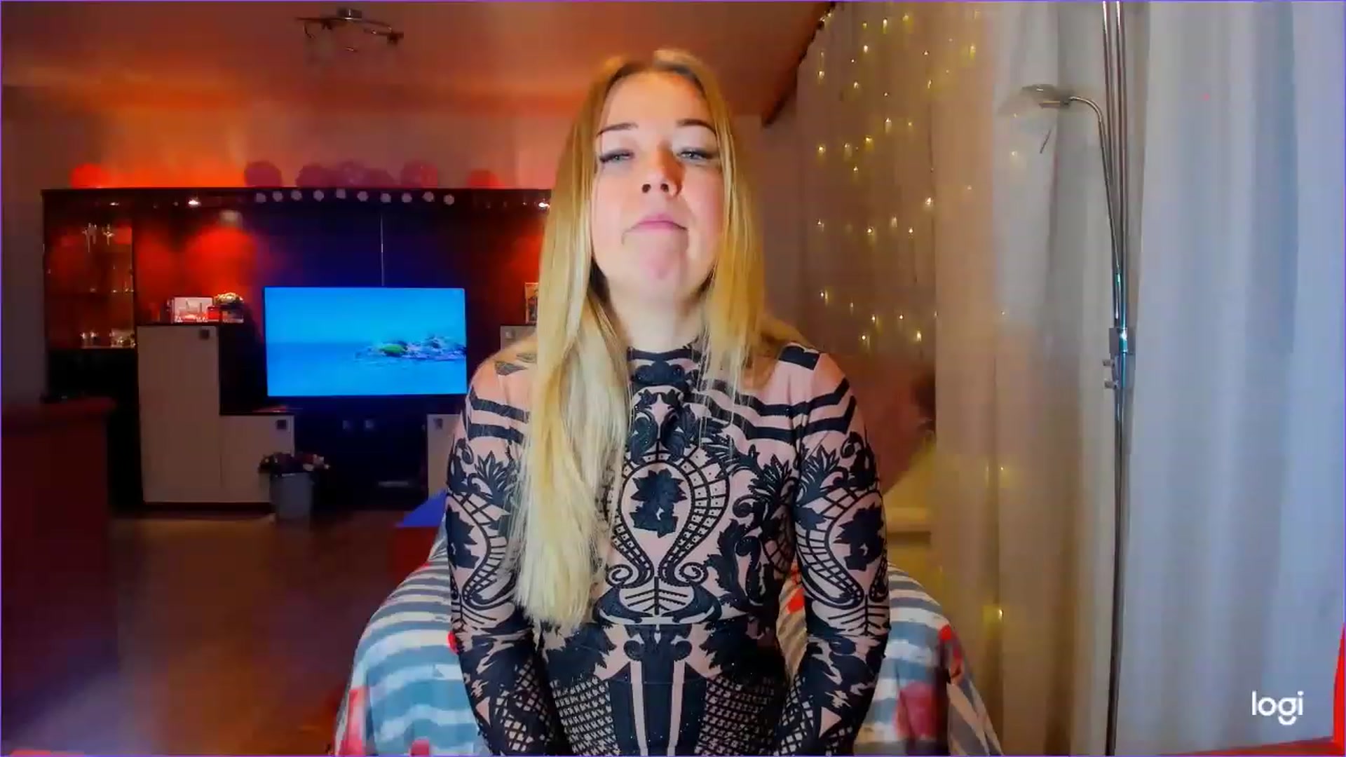 Gallery image thumbnail from FlamingoDream's myfreecams stream on, 03/15/2023, 04:20 image 5 of 20