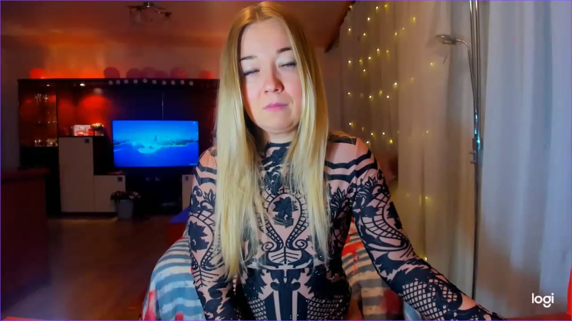 Gallery image thumbnail from FlamingoDream's myfreecams stream on, 03/15/2023, 04:20 image 13 of 20