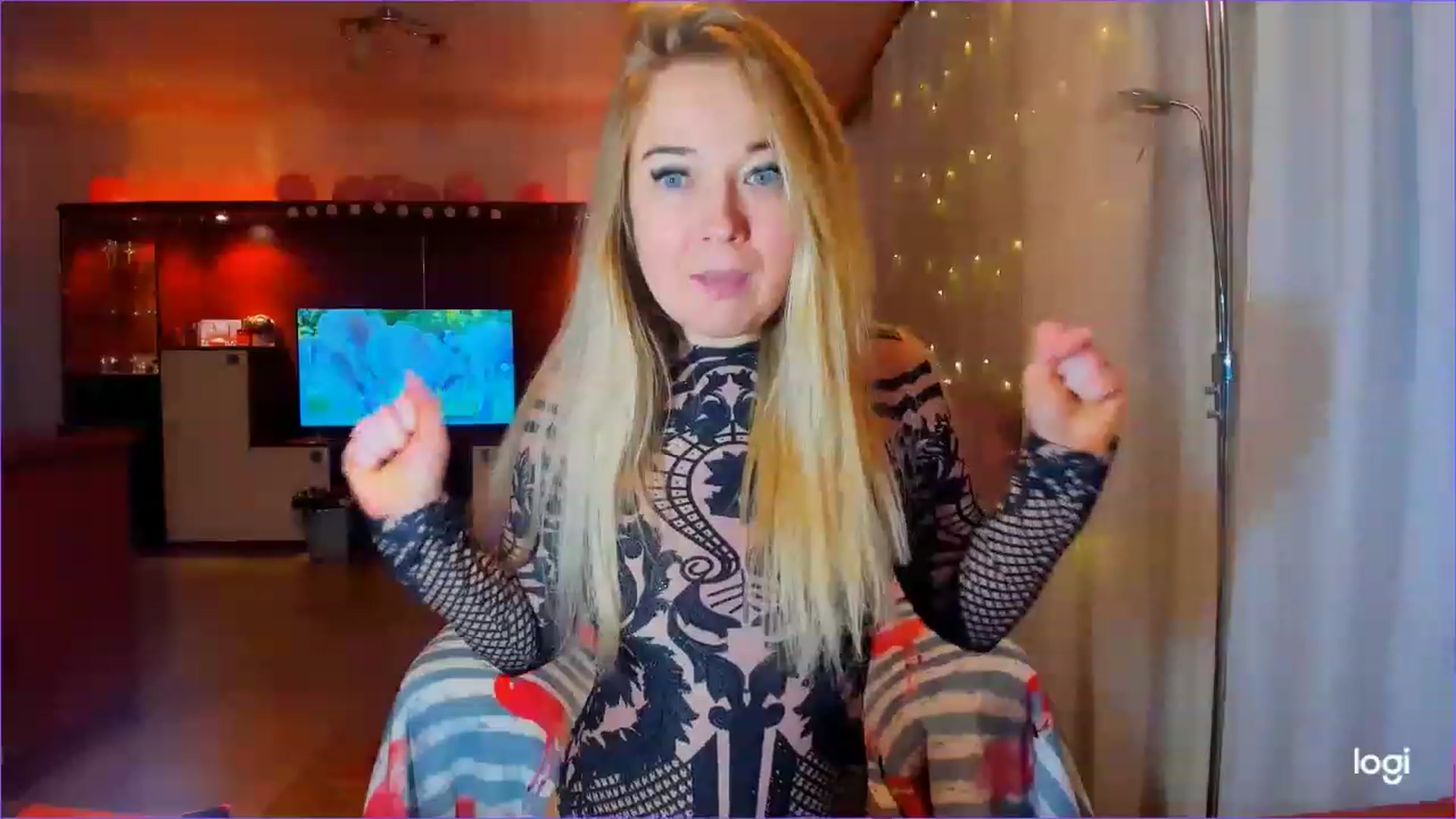 Gallery image thumbnail from FlamingoDream's myfreecams stream on, 03/15/2023, 04:37 image 18 of 20