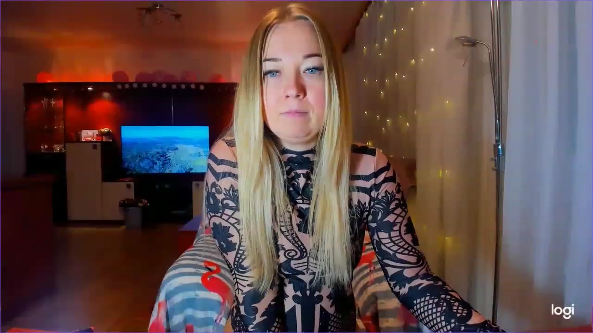 Gallery image thumbnail from FlamingoDream's myfreecams stream on, 03/15/2023, 04:37 image 11 of 20