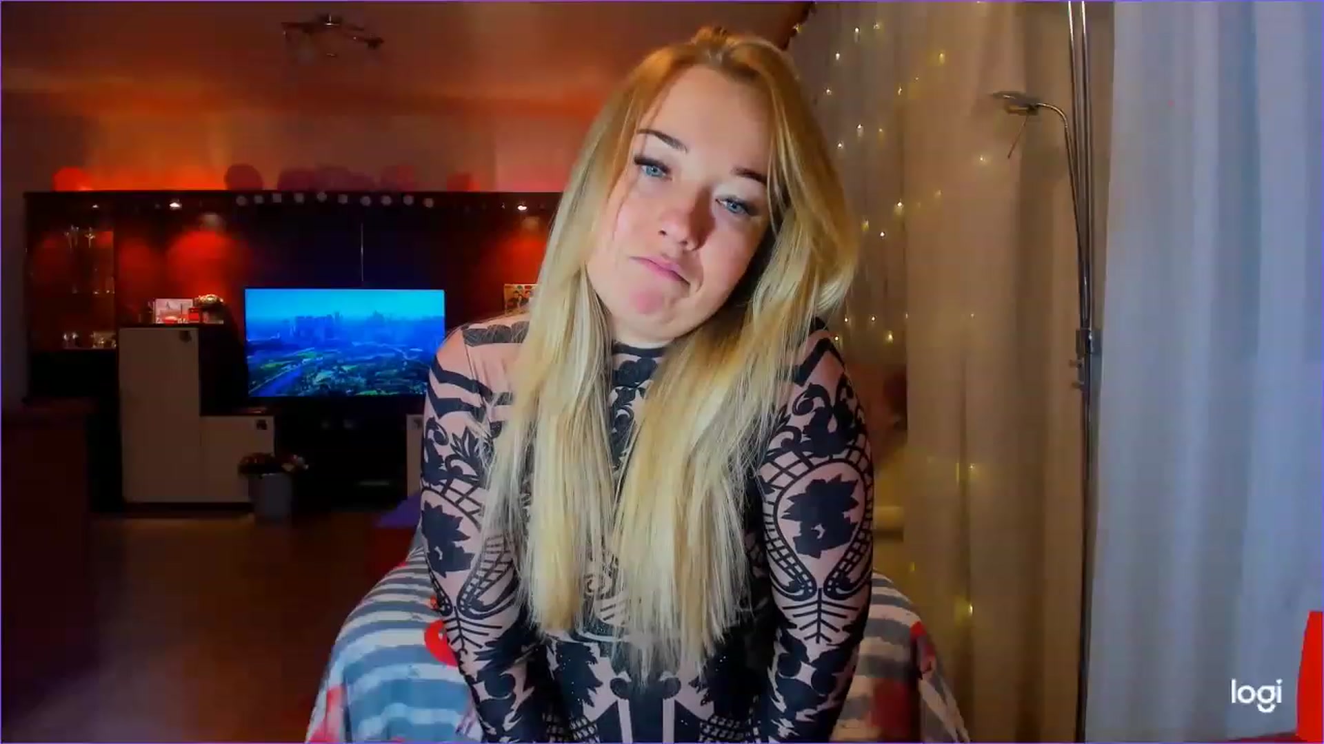 Gallery image thumbnail from FlamingoDream's myfreecams stream on, 03/15/2023, 05:17 image 6 of 20