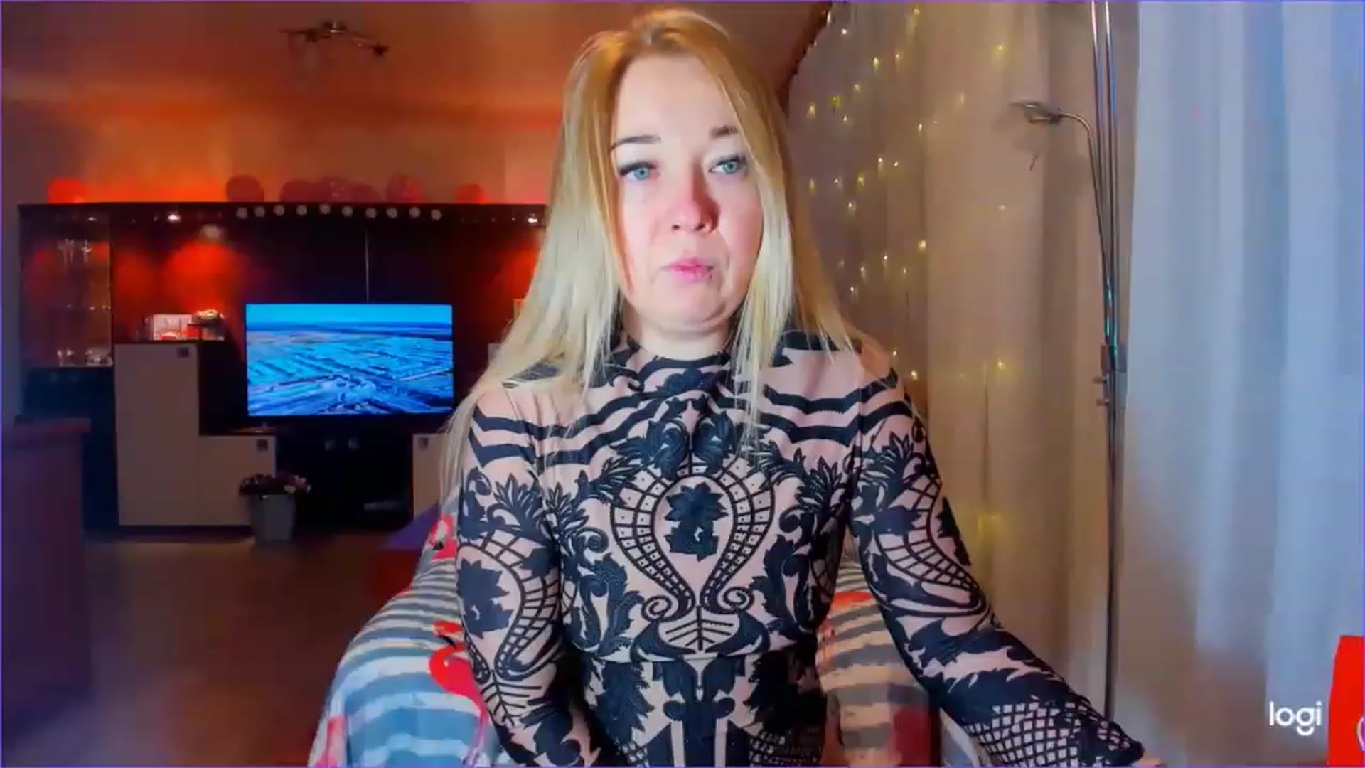 Gallery image thumbnail from FlamingoDream's myfreecams stream on, 03/15/2023, 05:17 image 17 of 20
