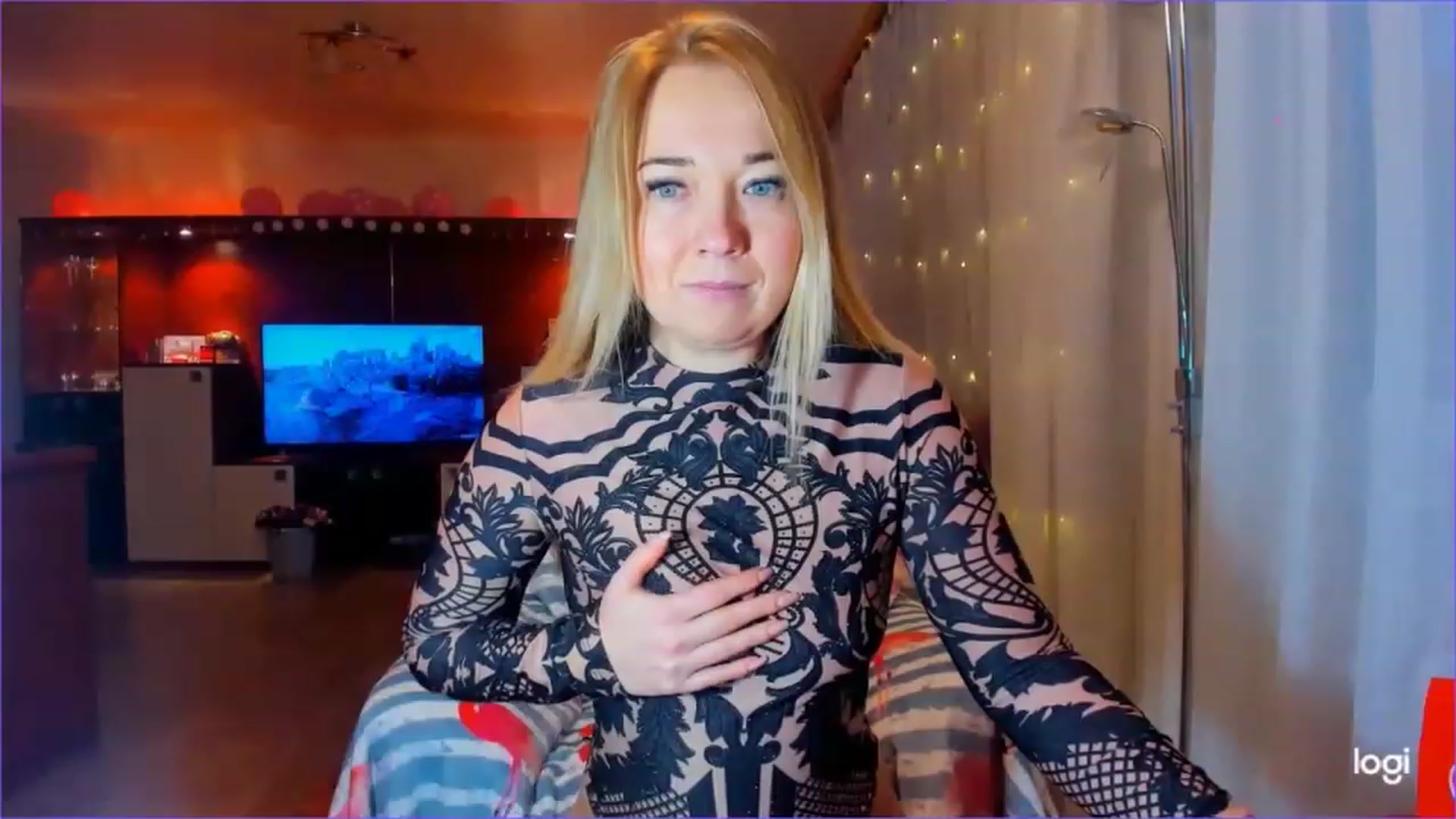 Gallery image thumbnail from FlamingoDream's myfreecams stream on, 03/15/2023, 05:17 image 16 of 20