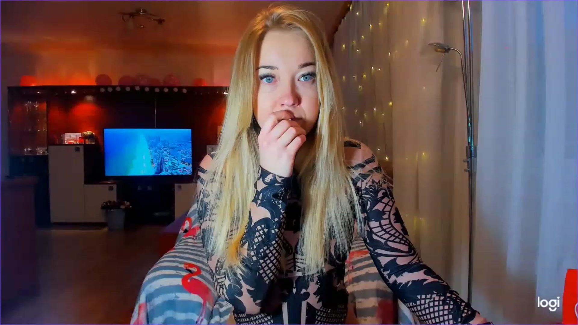 Gallery image thumbnail from FlamingoDream's myfreecams stream on, 03/15/2023, 05:17 image 20 of 20