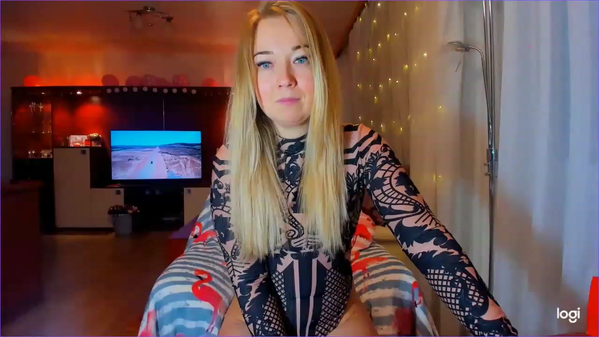 Gallery image thumbnail from FlamingoDream's myfreecams stream on, 03/15/2023, 05:17 image 1 of 20