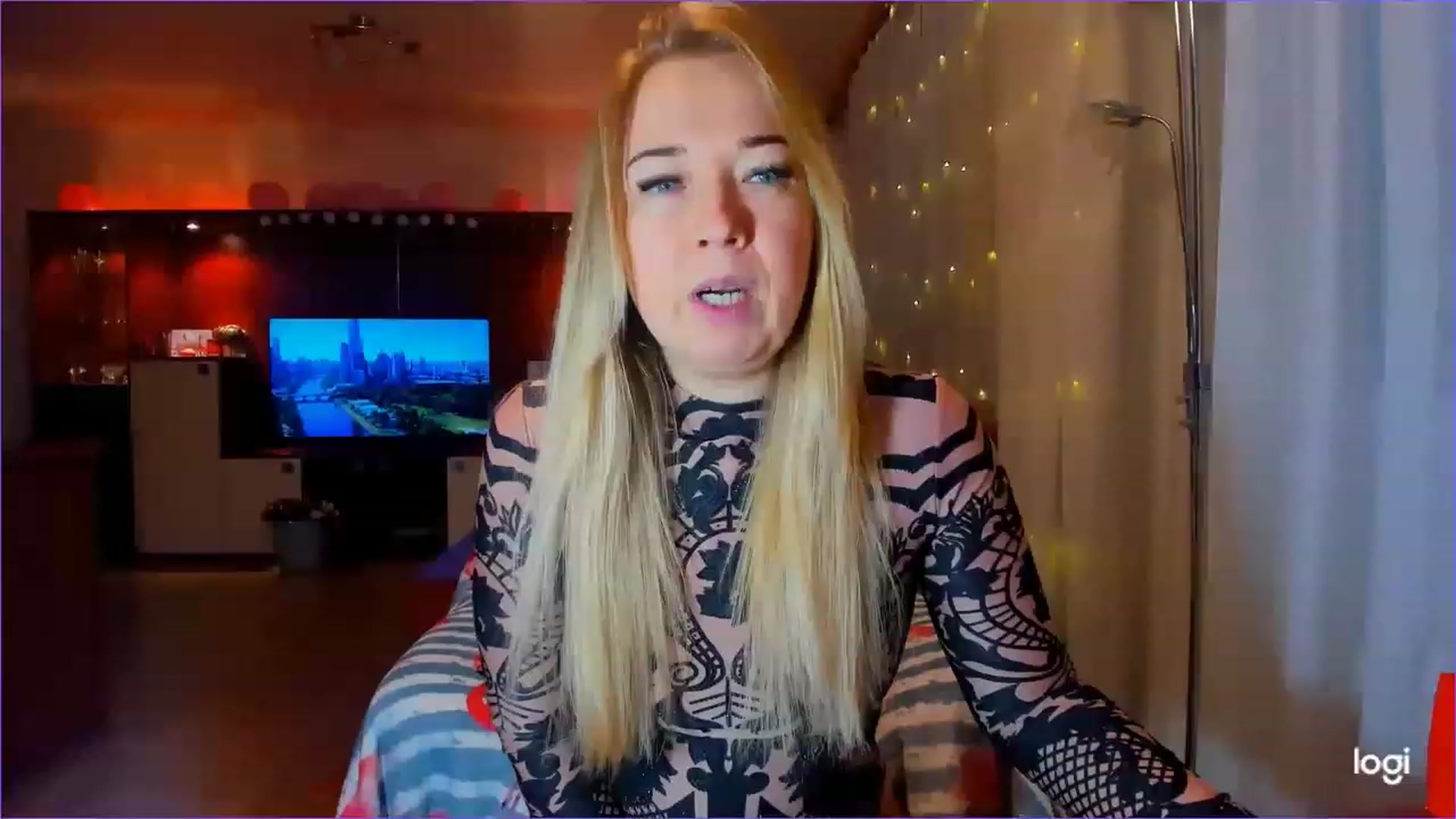 Gallery image thumbnail from FlamingoDream's myfreecams stream on, 03/15/2023, 05:17 image 7 of 20