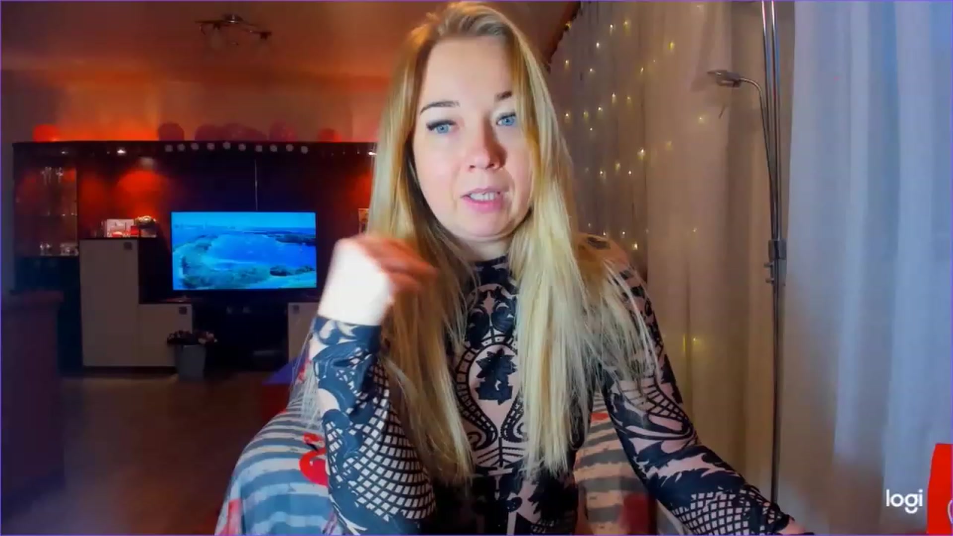 Gallery image thumbnail from FlamingoDream's myfreecams stream on, 03/15/2023, 05:17 image 19 of 20