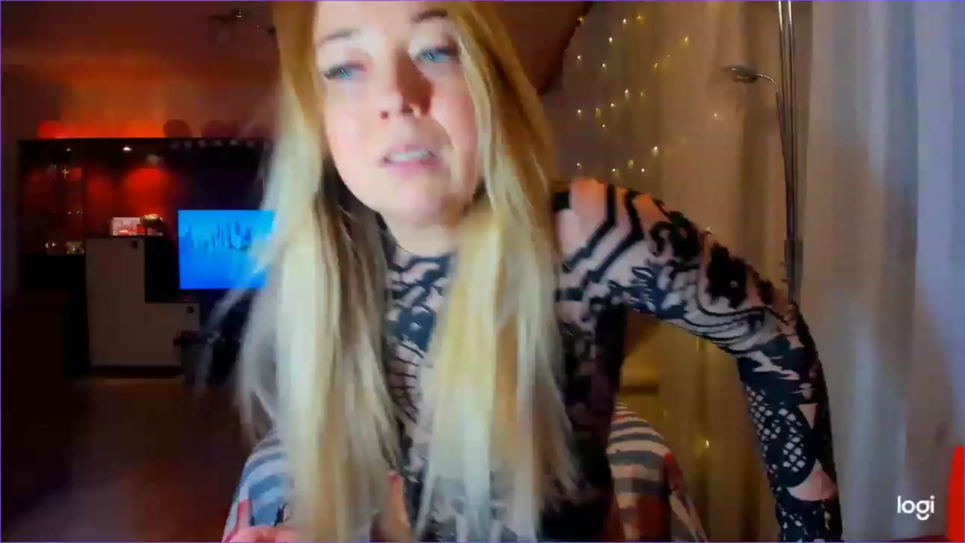 Gallery image thumbnail from FlamingoDream's myfreecams stream on, 03/15/2023, 05:17 image 3 of 20