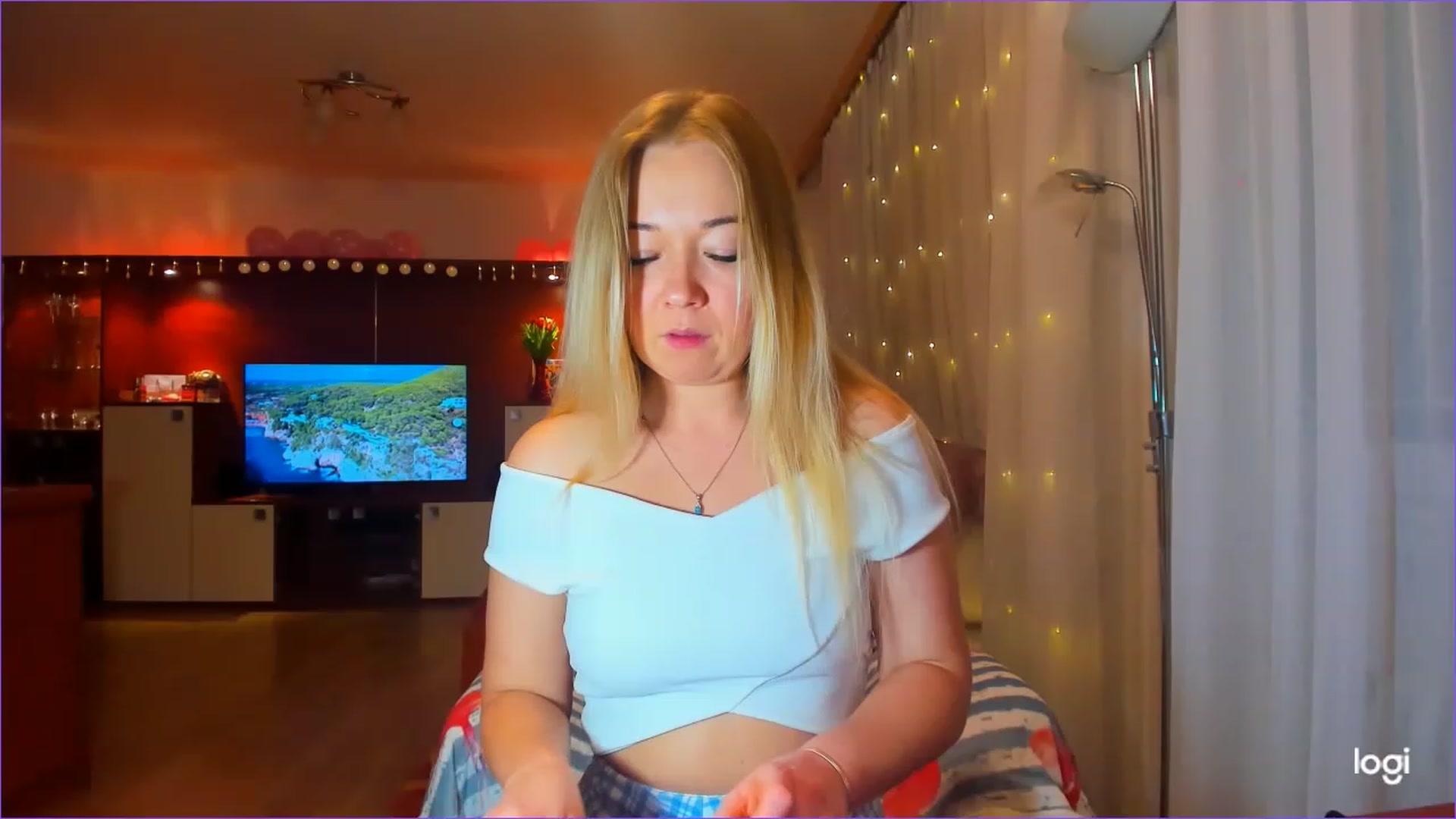 Gallery image thumbnail from FlamingoDream's myfreecams stream on, 03/17/2023, 21:47 image 16 of 20