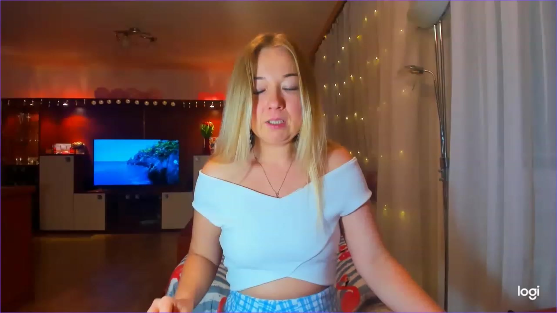 Gallery image thumbnail from FlamingoDream's myfreecams stream on, 03/17/2023, 21:47 image 12 of 20