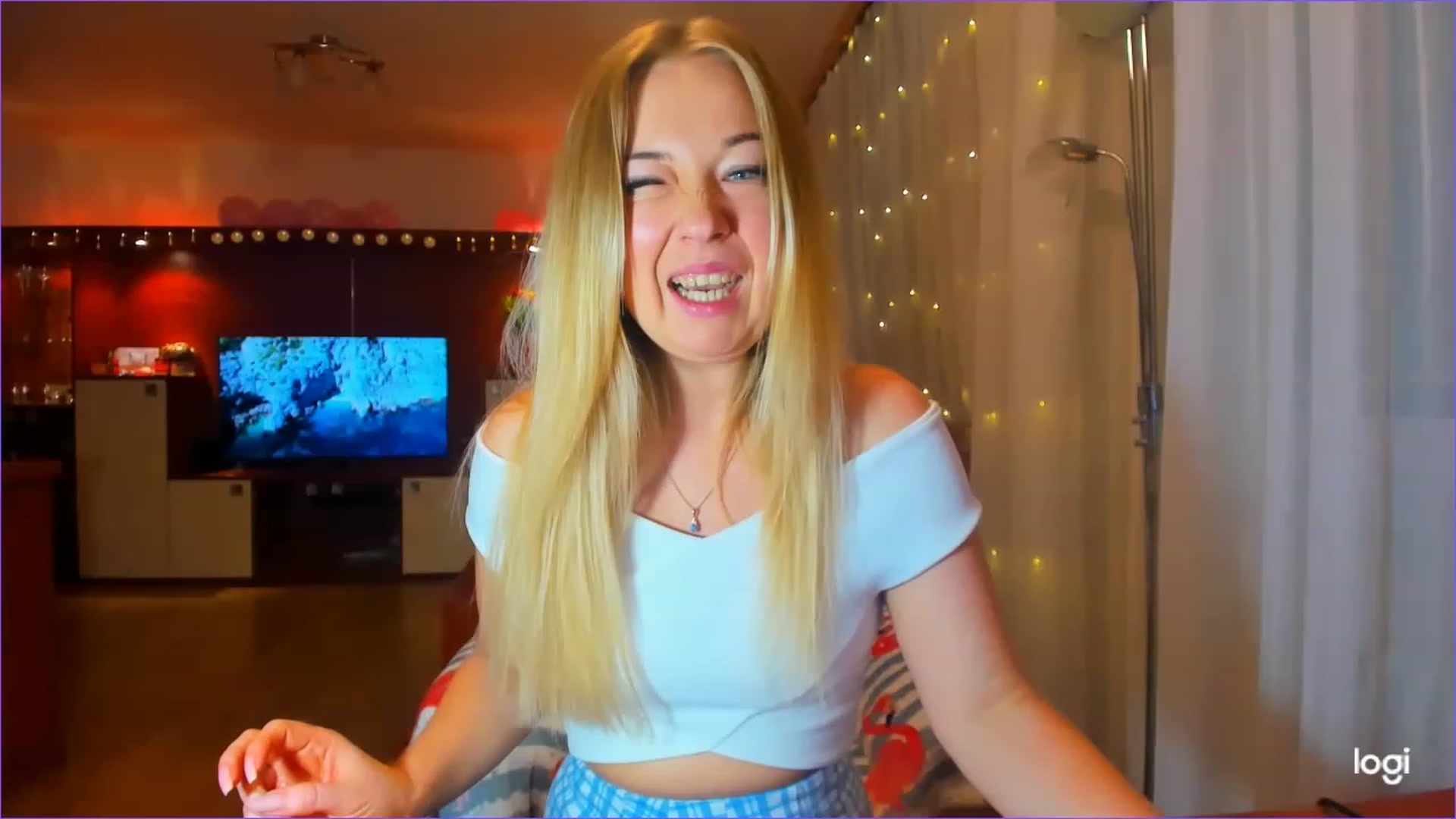 Gallery image thumbnail from FlamingoDream's myfreecams stream on, 03/17/2023, 23:21 image 1 of 20