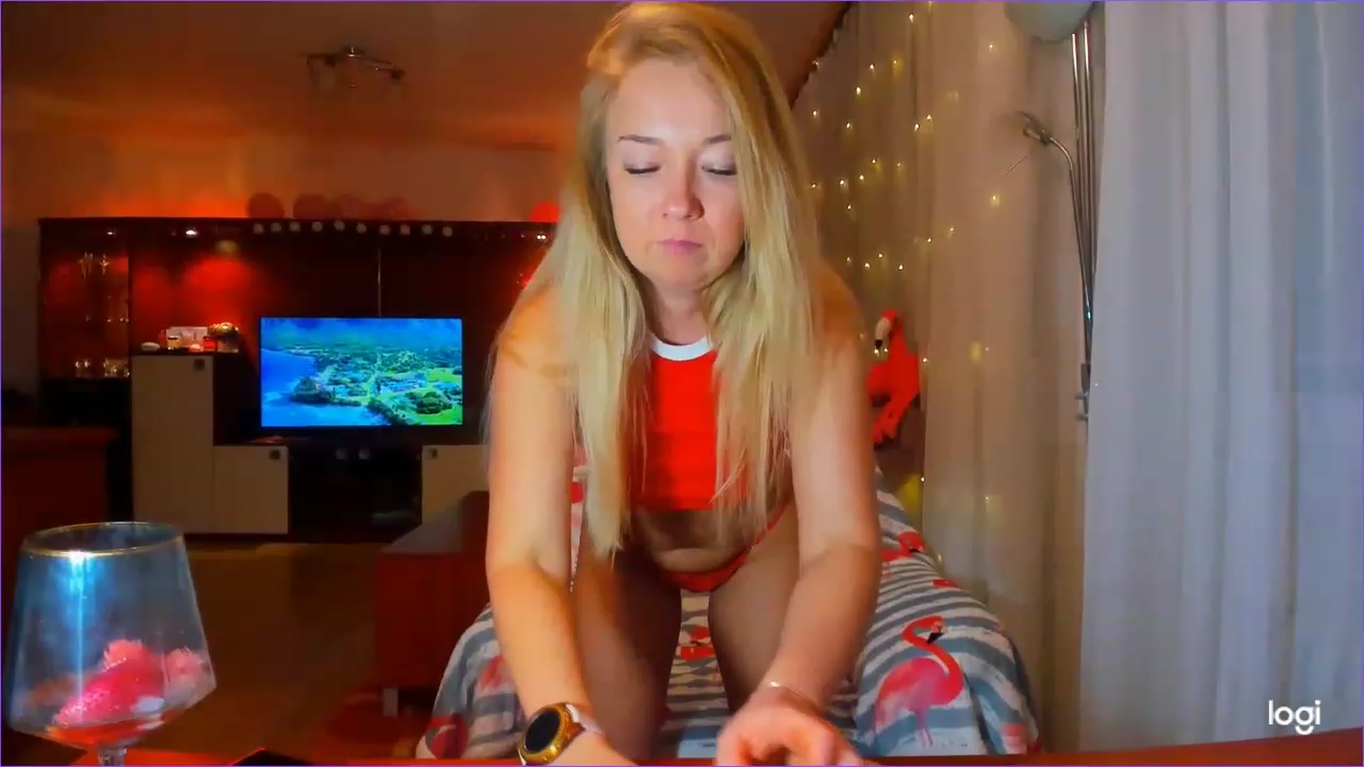 Gallery image thumbnail from FlamingoDream's myfreecams stream on, 03/24/2023, 23:17 image 2 of 20