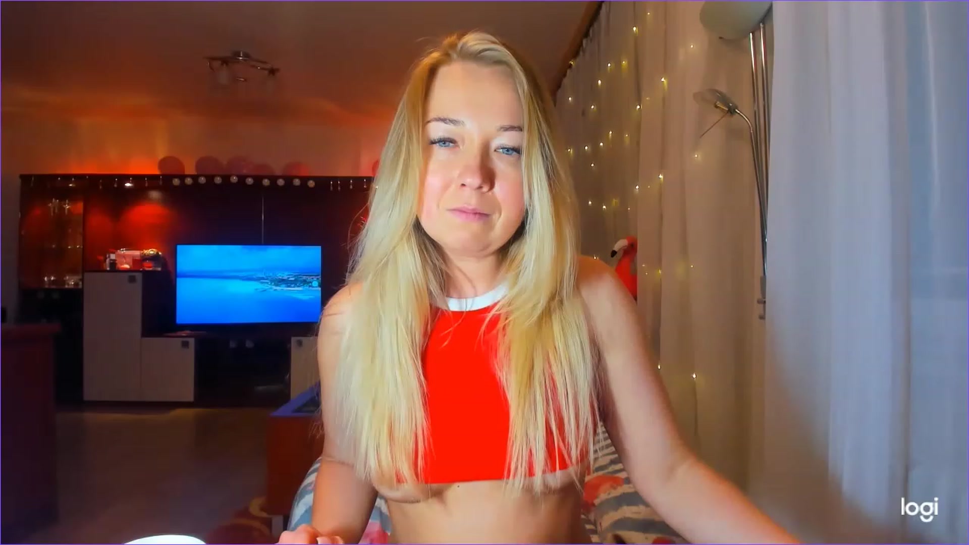 Gallery image thumbnail from FlamingoDream's myfreecams stream on, 03/28/2023, 22:29 image 10 of 20