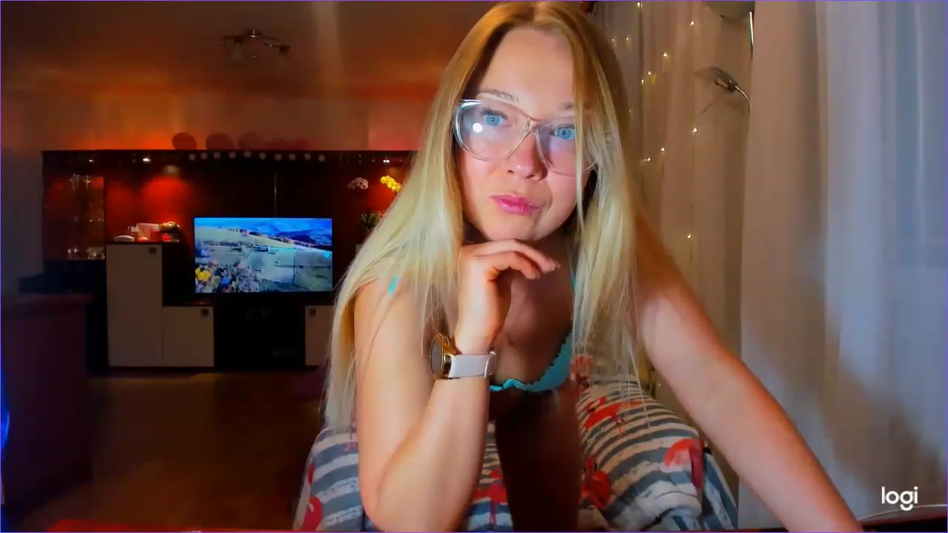 Gallery image thumbnail from FlamingoDream's myfreecams stream on, 04/13/2023, 20:45 image 8 of 20