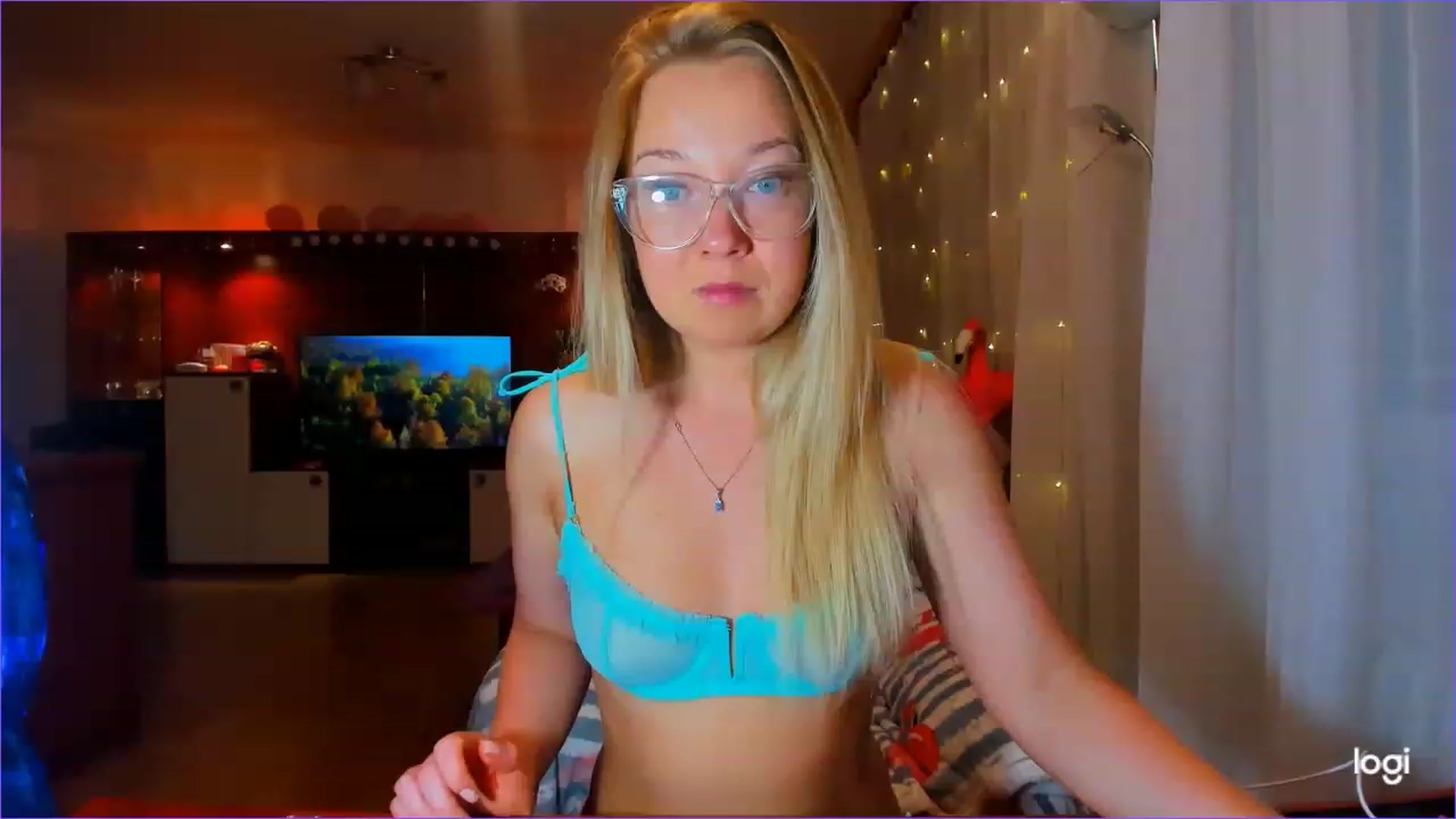 Gallery image thumbnail from FlamingoDream's myfreecams stream on, 04/13/2023, 20:45 image 14 of 20