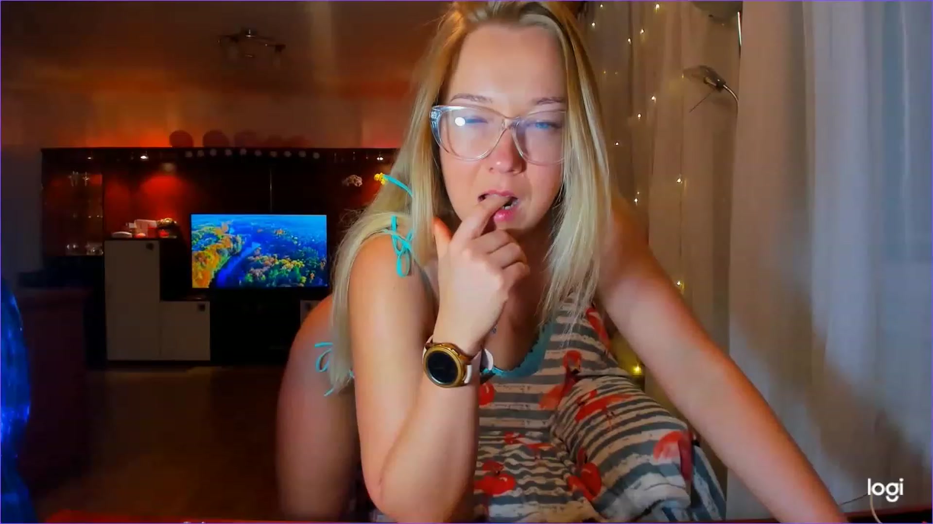 Gallery image thumbnail from FlamingoDream's myfreecams stream on, 04/13/2023, 20:45 image 16 of 20