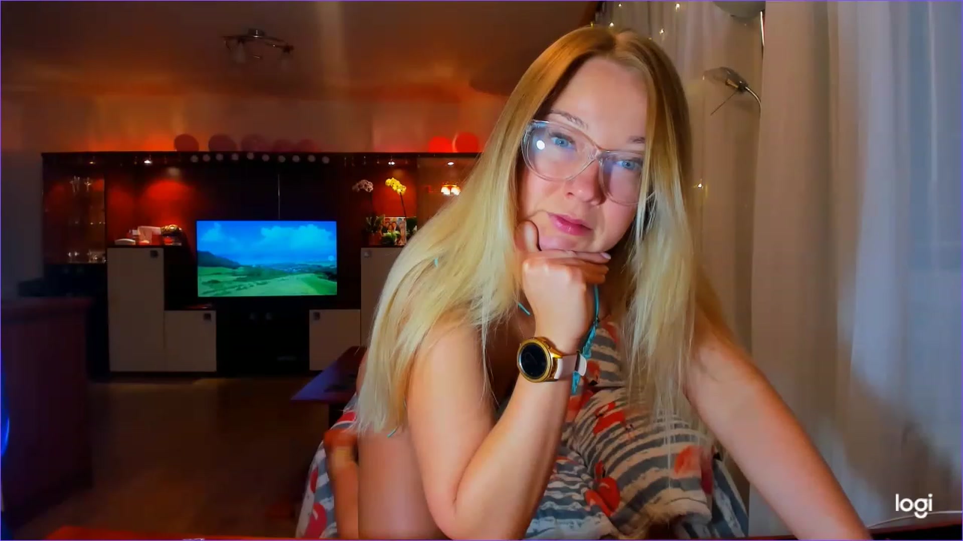 Gallery image thumbnail from FlamingoDream's myfreecams stream on, 04/13/2023, 20:45 image 9 of 20