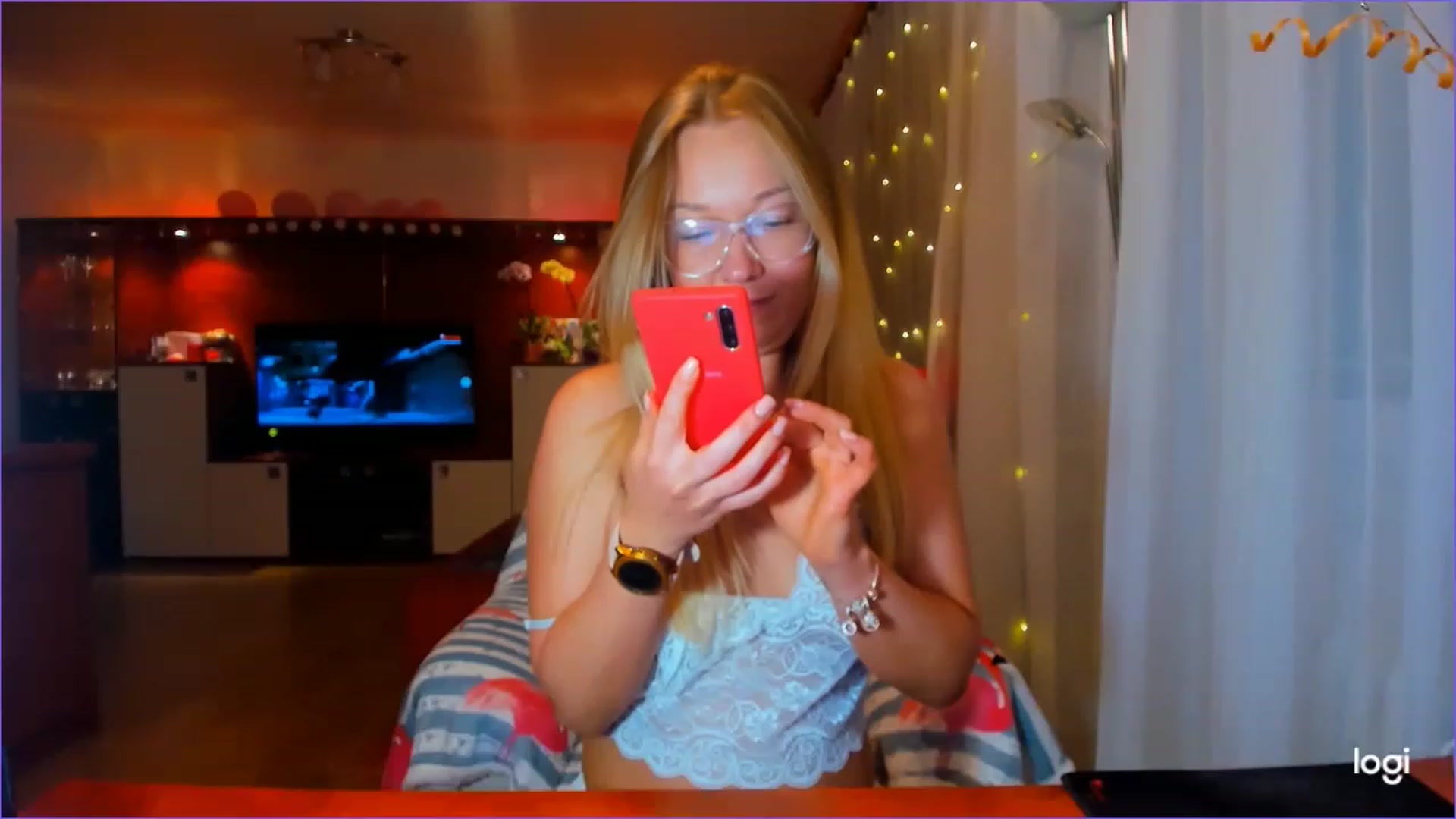 Gallery image thumbnail from FlamingoDream's myfreecams stream on, 04/17/2023, 21:59 image 1 of 20