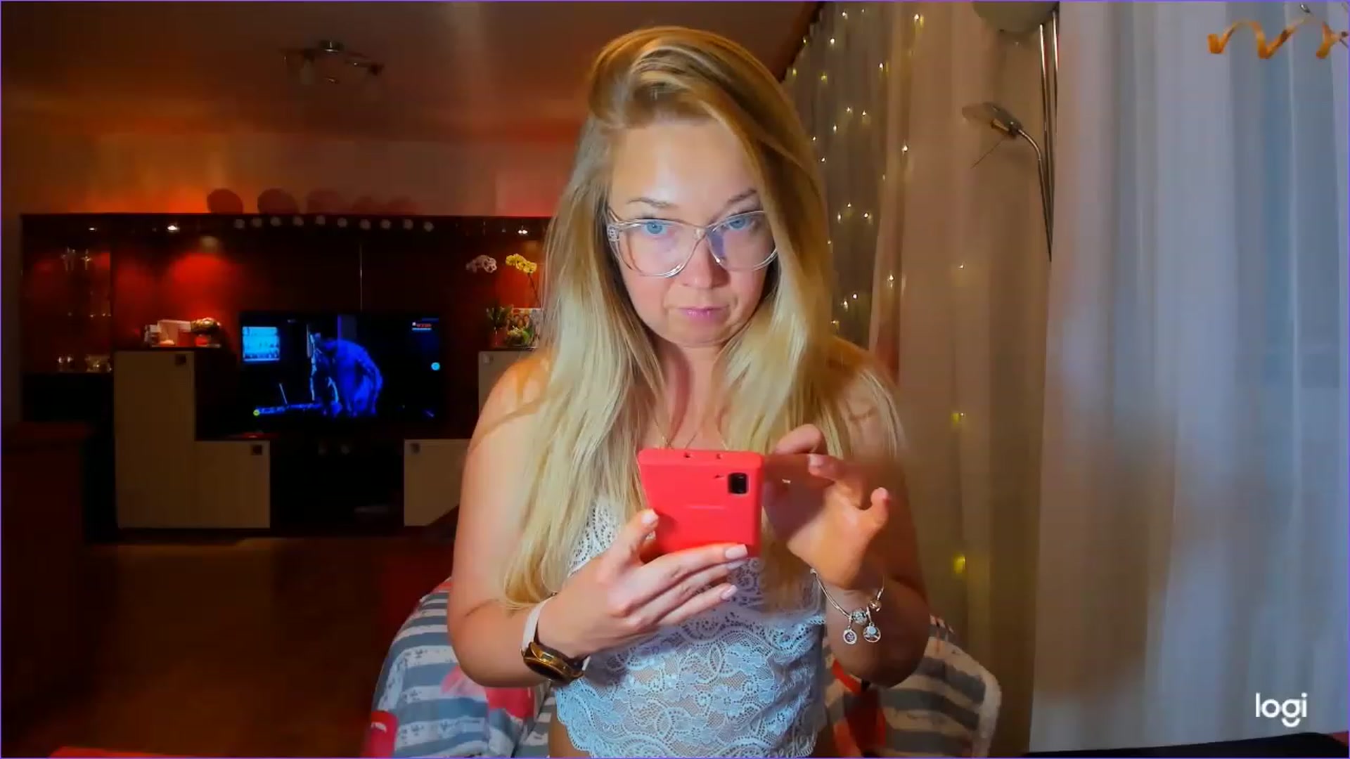 Gallery image thumbnail from FlamingoDream's myfreecams stream on, 04/18/2023, 03:13 image 20 of 20