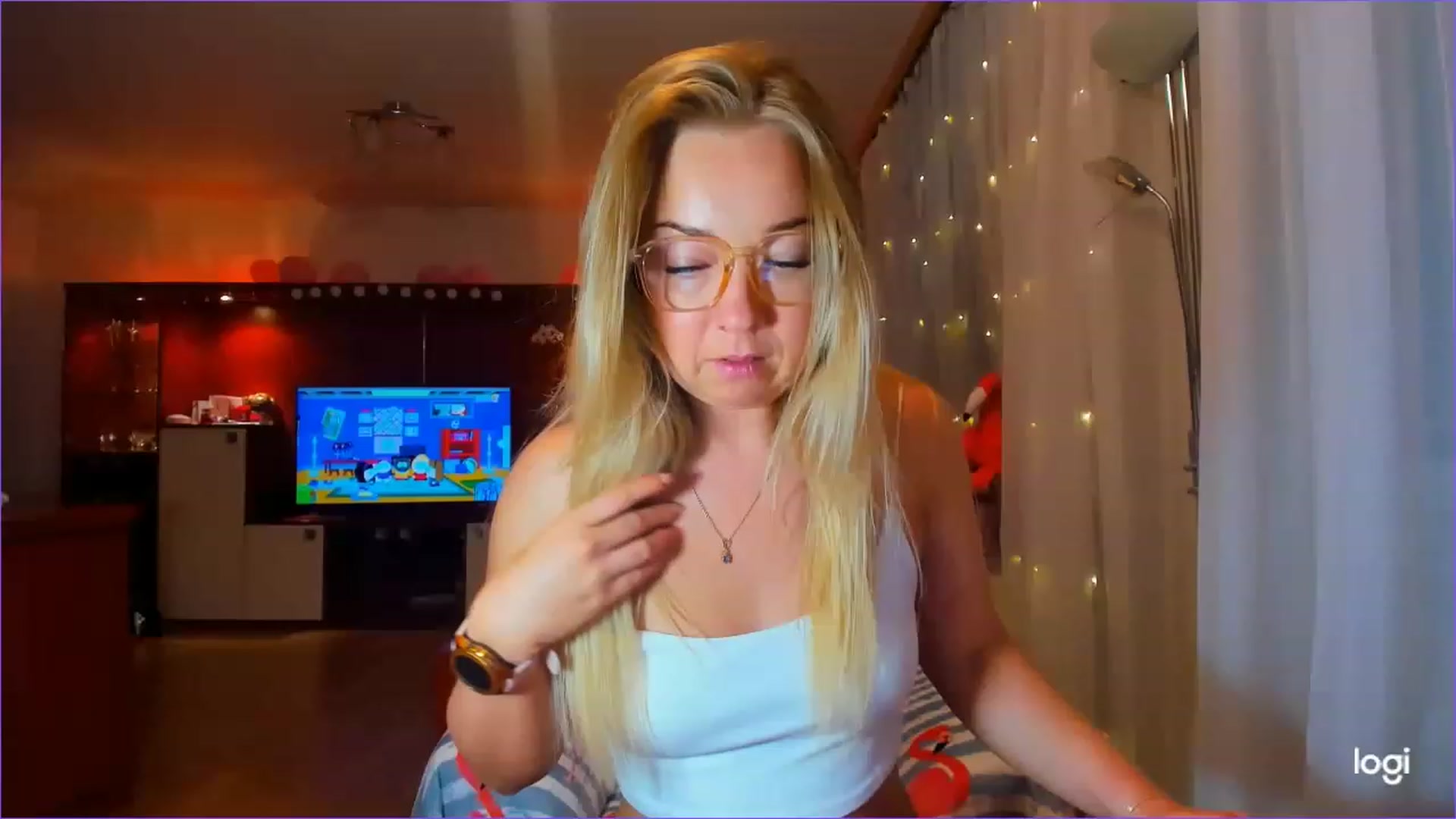 Gallery image thumbnail from FlamingoDream's myfreecams stream on, 04/24/2023, 23:03 image 3 of 20
