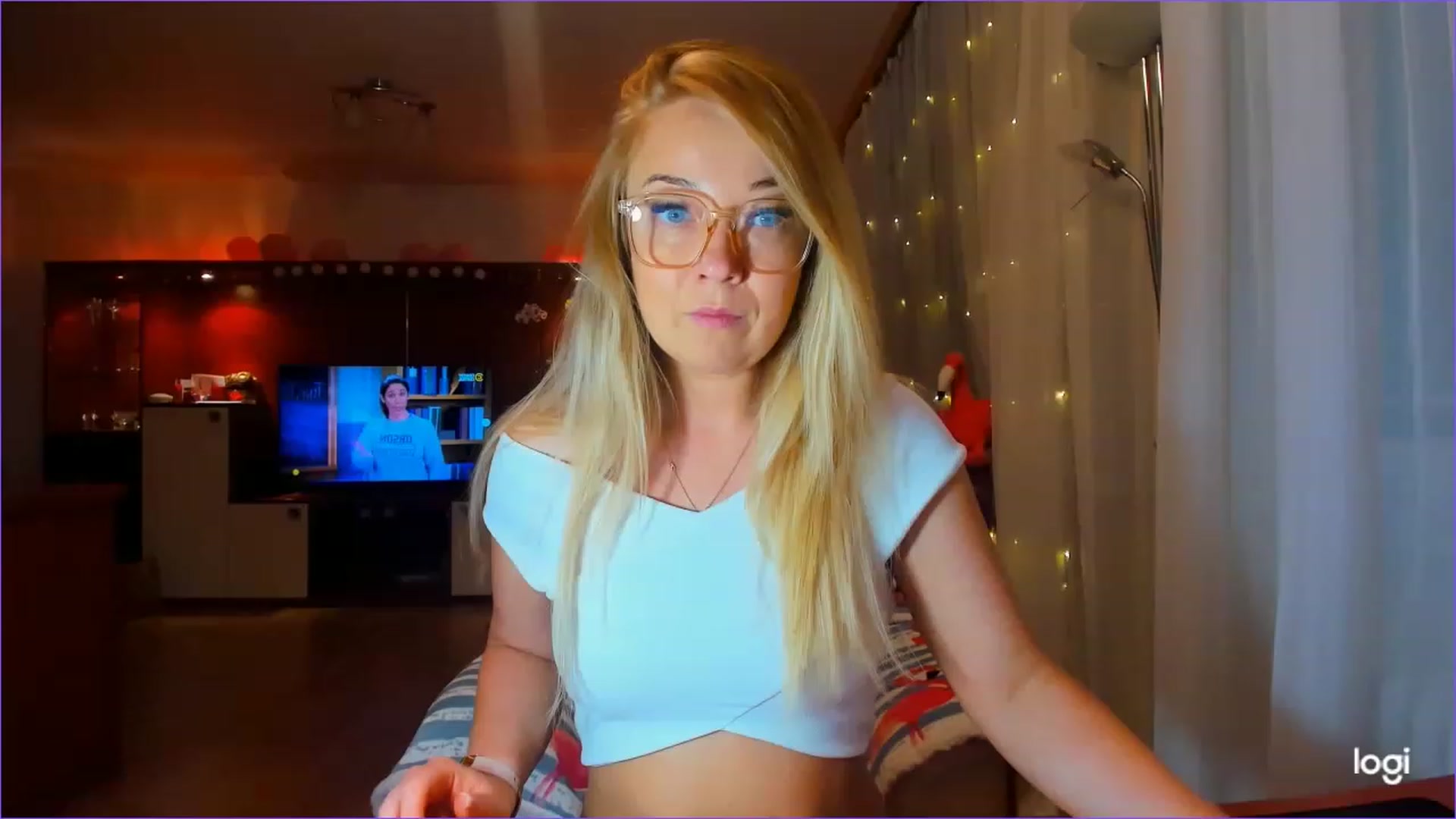 Gallery image thumbnail from FlamingoDream's myfreecams stream on, 04/25/2023, 20:38 image 11 of 20