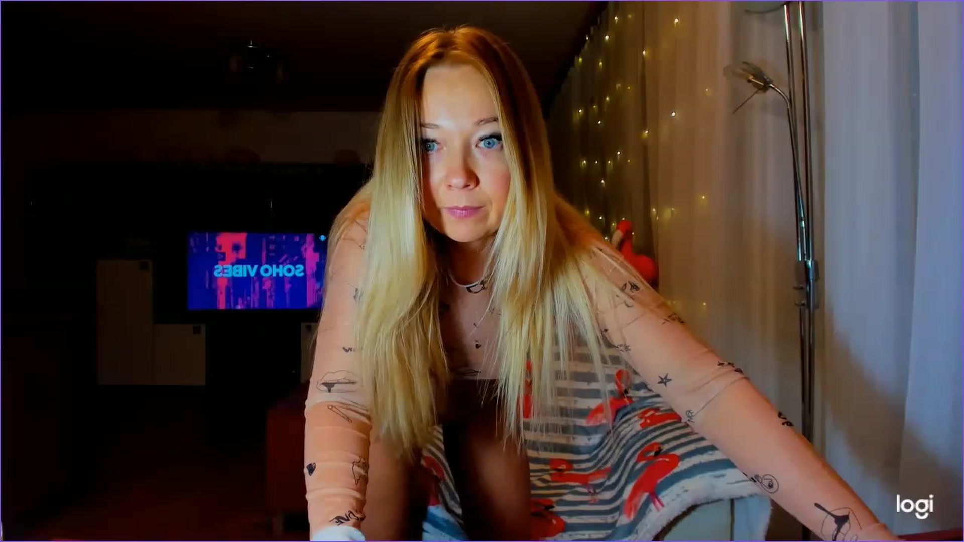 Gallery image thumbnail from FlamingoDream's myfreecams stream on, 05/10/2023, 22:29 image 11 of 20