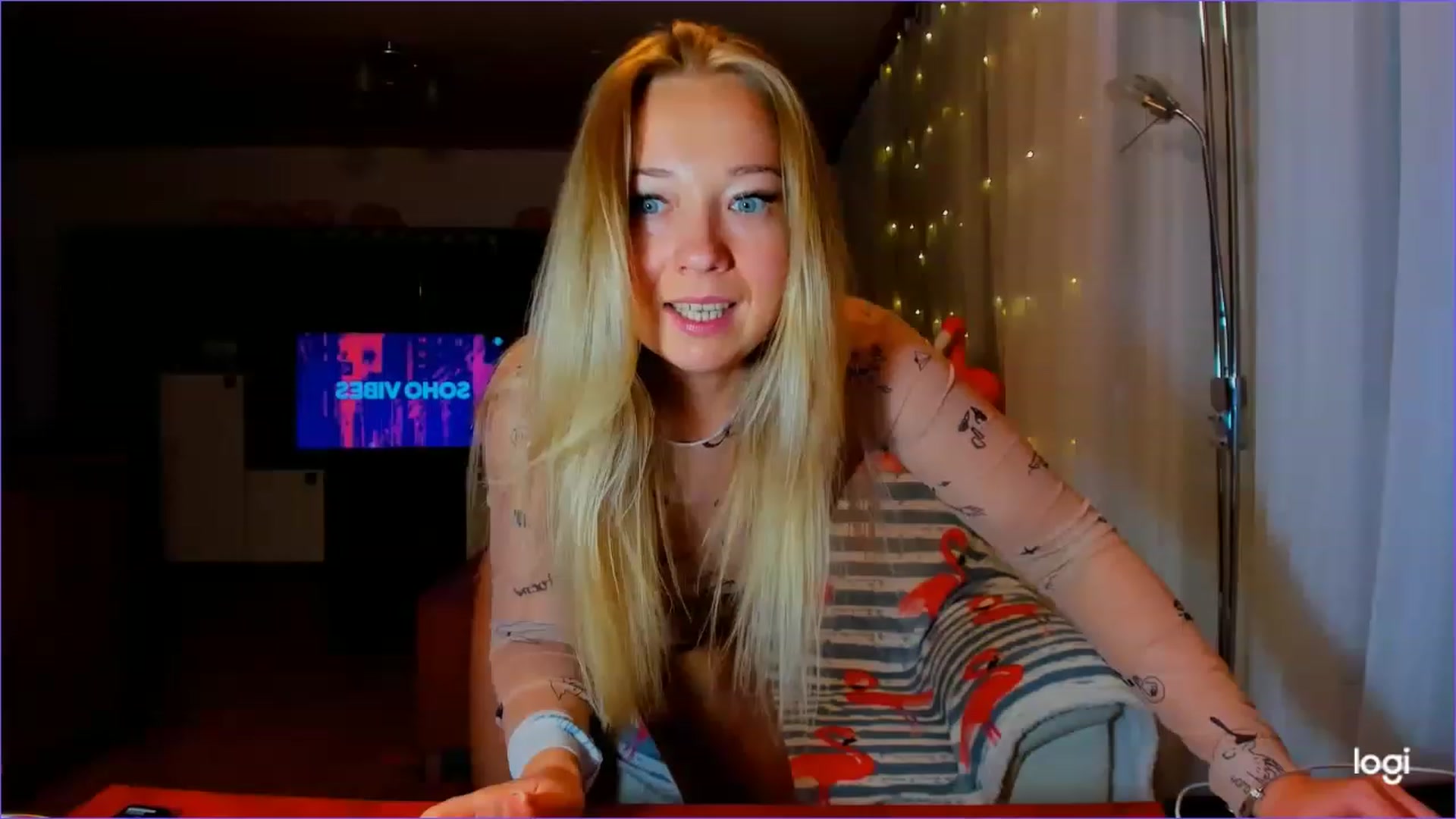 Gallery image thumbnail from FlamingoDream's myfreecams stream on, 05/10/2023, 22:29 image 6 of 20