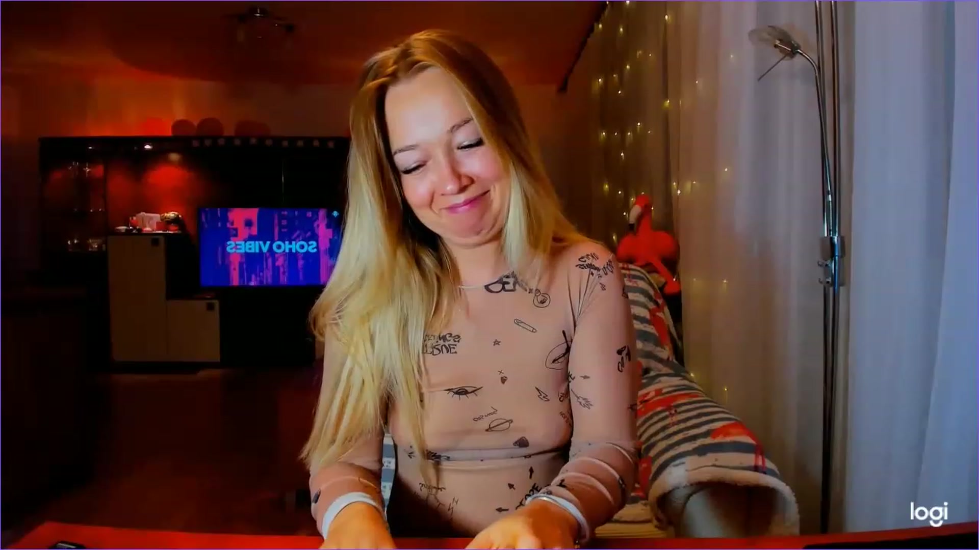 Gallery image thumbnail from FlamingoDream's myfreecams stream on, 05/10/2023, 22:29 image 15 of 20