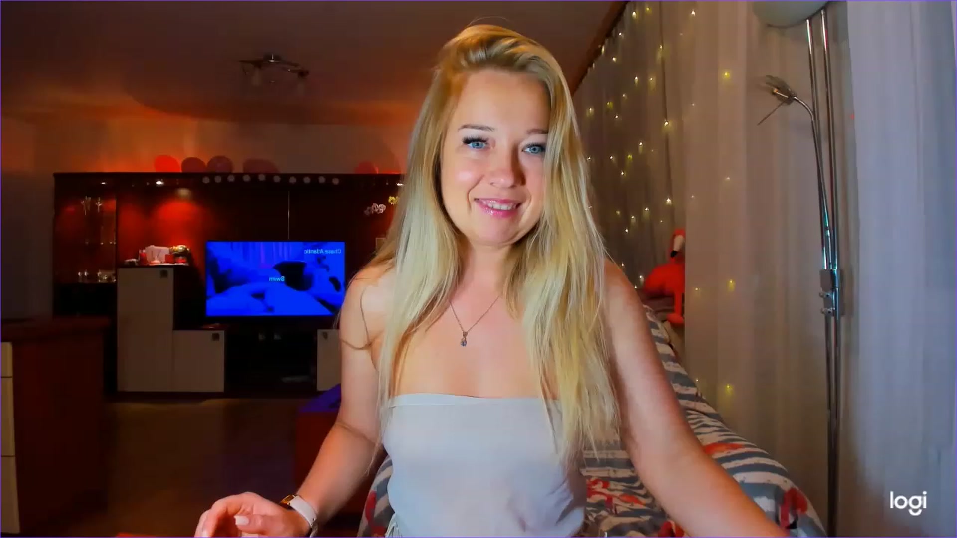 Gallery image thumbnail from FlamingoDream's myfreecams stream on, 05/11/2023, 20:02 image 14 of 20