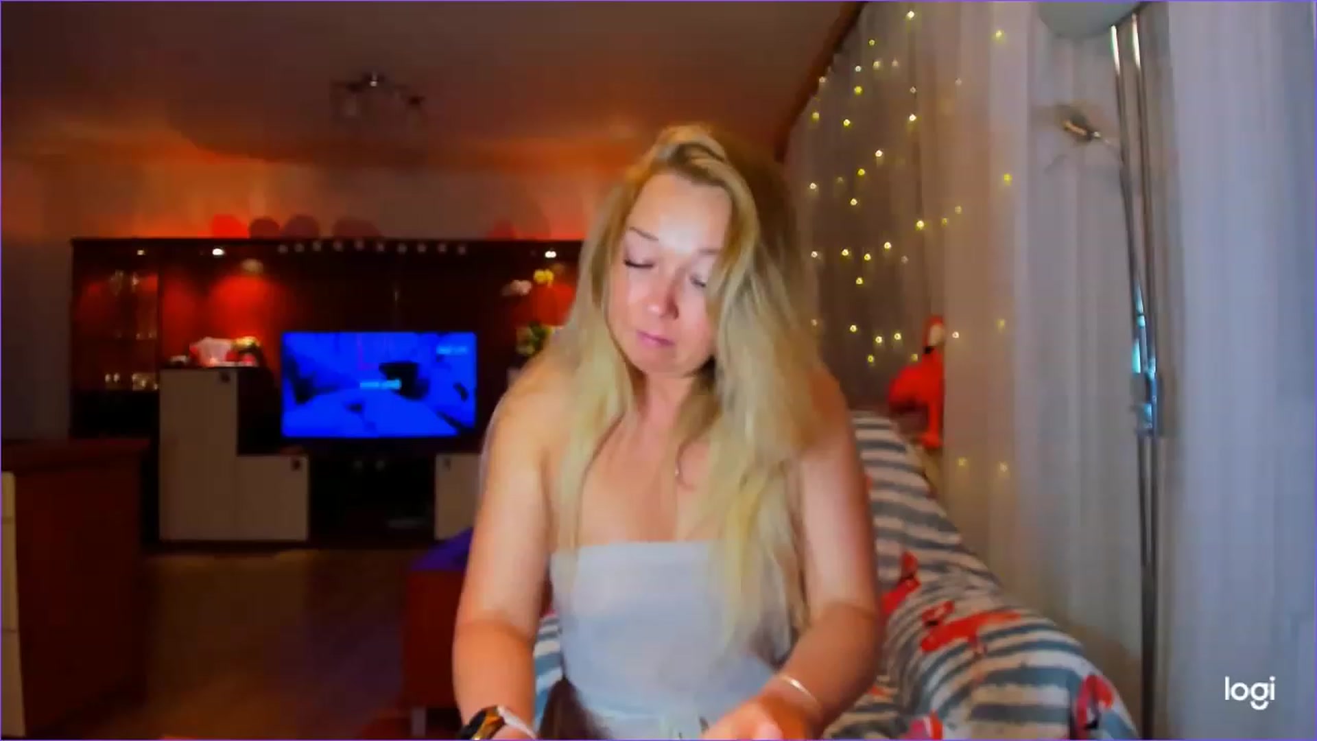 Gallery image thumbnail from FlamingoDream's myfreecams stream on, 05/11/2023, 20:02 image 16 of 20