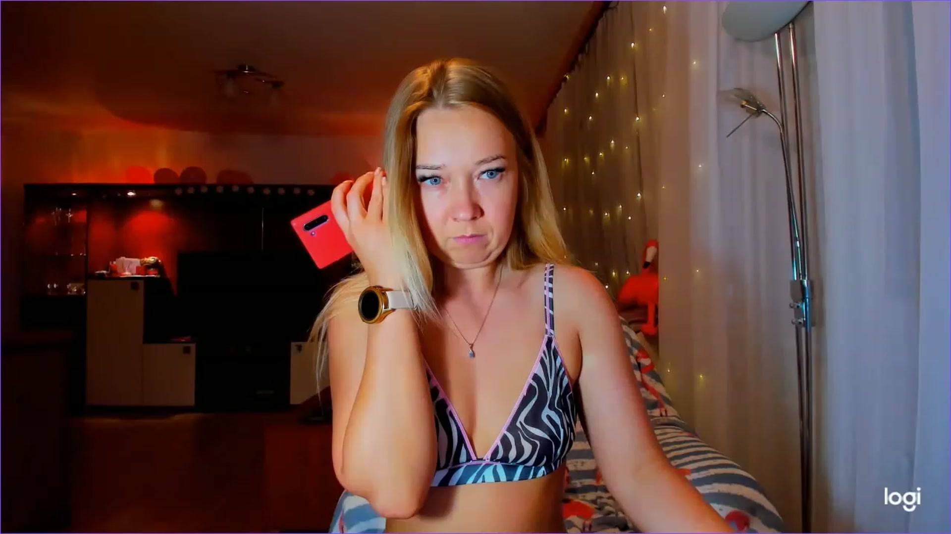 Gallery image thumbnail from FlamingoDream's myfreecams stream on, 05/12/2023, 24:01 image 17 of 20