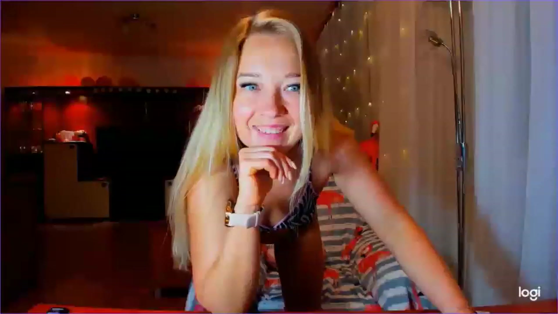 Gallery image thumbnail from FlamingoDream's myfreecams stream on, 05/12/2023, 24:01 image 5 of 20