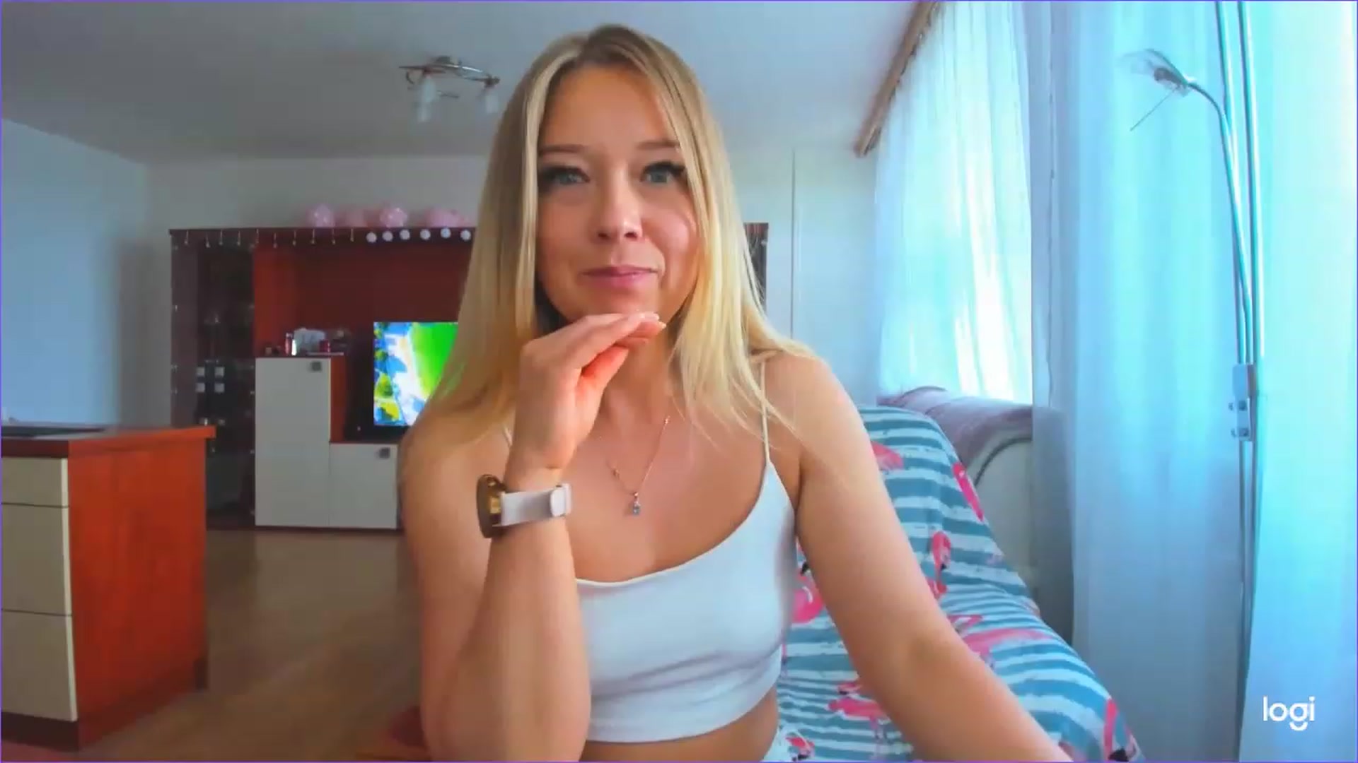 Gallery image thumbnail from FlamingoDream's myfreecams stream on, 05/12/2023, 15:15 image 4 of 20