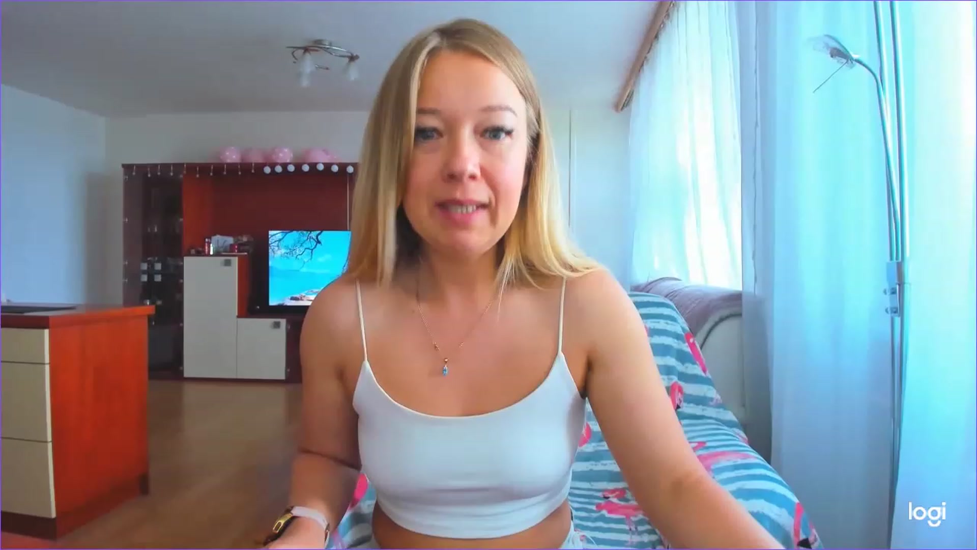 Gallery image thumbnail from FlamingoDream's myfreecams stream on, 05/12/2023, 15:15 image 11 of 20