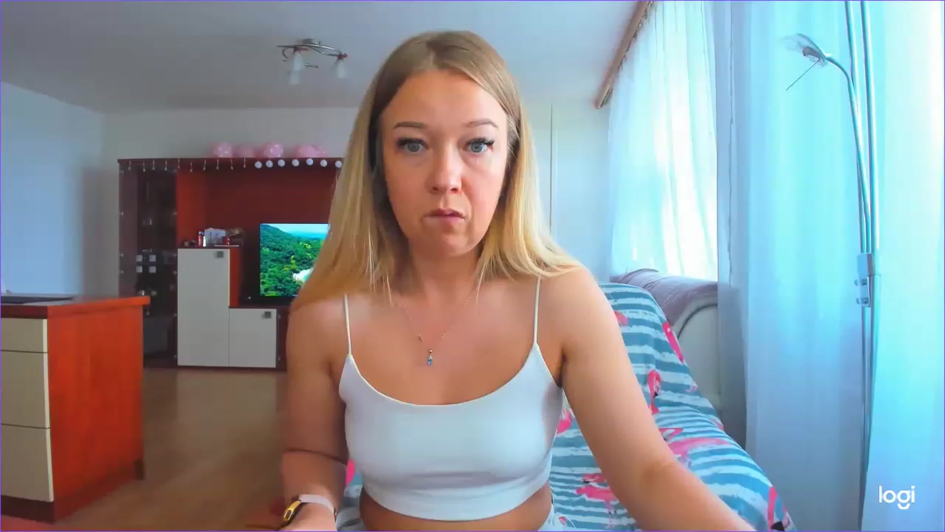 Gallery image thumbnail from FlamingoDream's myfreecams stream on, 05/12/2023, 15:15 image 13 of 20