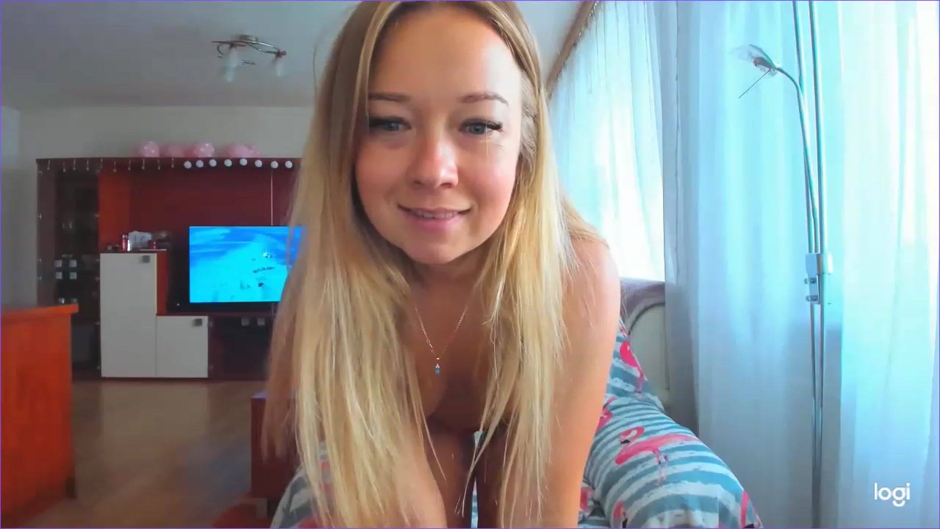 Gallery image thumbnail from FlamingoDream's myfreecams stream on, 05/12/2023, 16:33 image 20 of 20